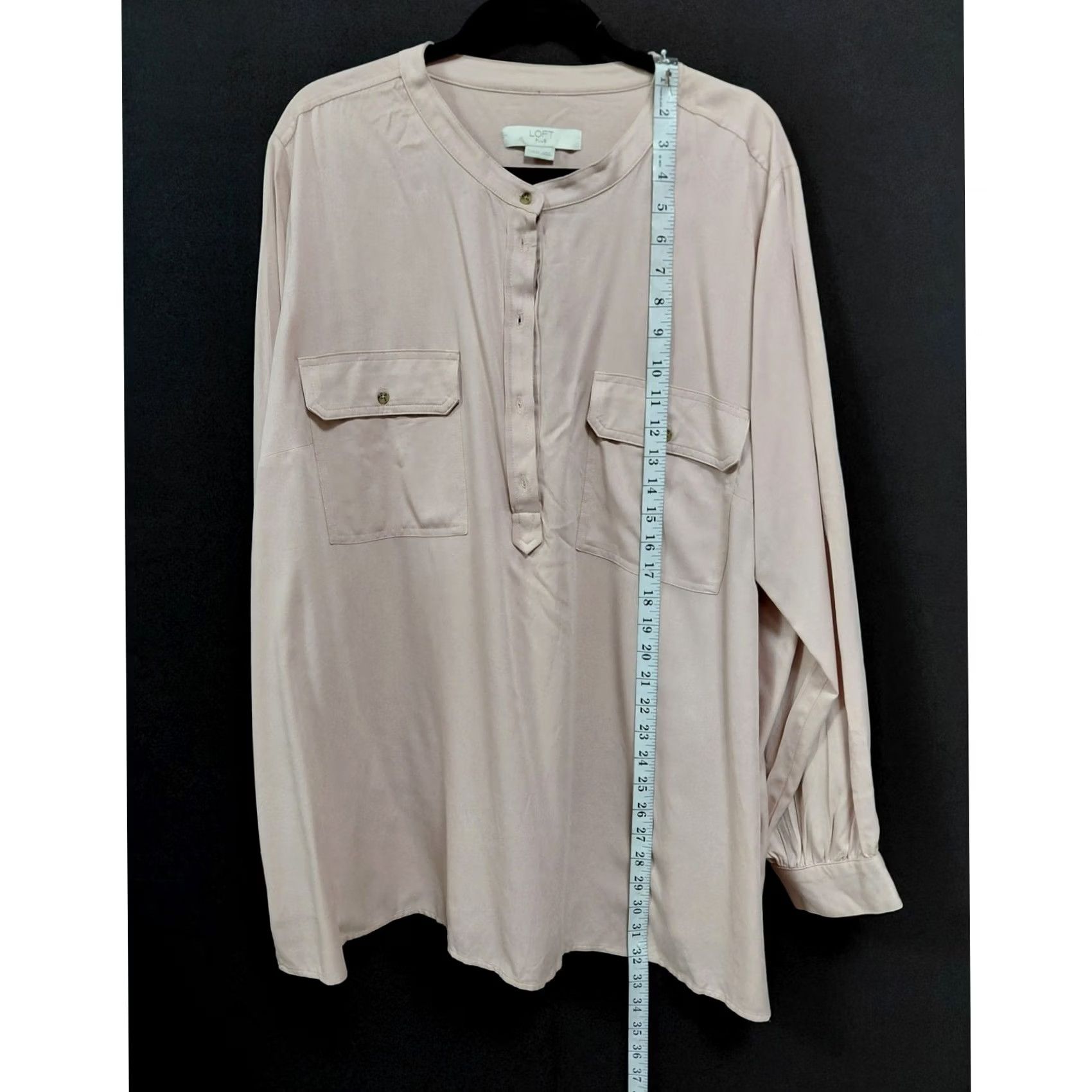 Loft LOFT PLUS Blouse Beige Solid Woven Rayon Long Sleeve Button Front Casual Workwear Adult 22 Beige Womens Size 3XL / US 20-22 - 4 Thumbnail