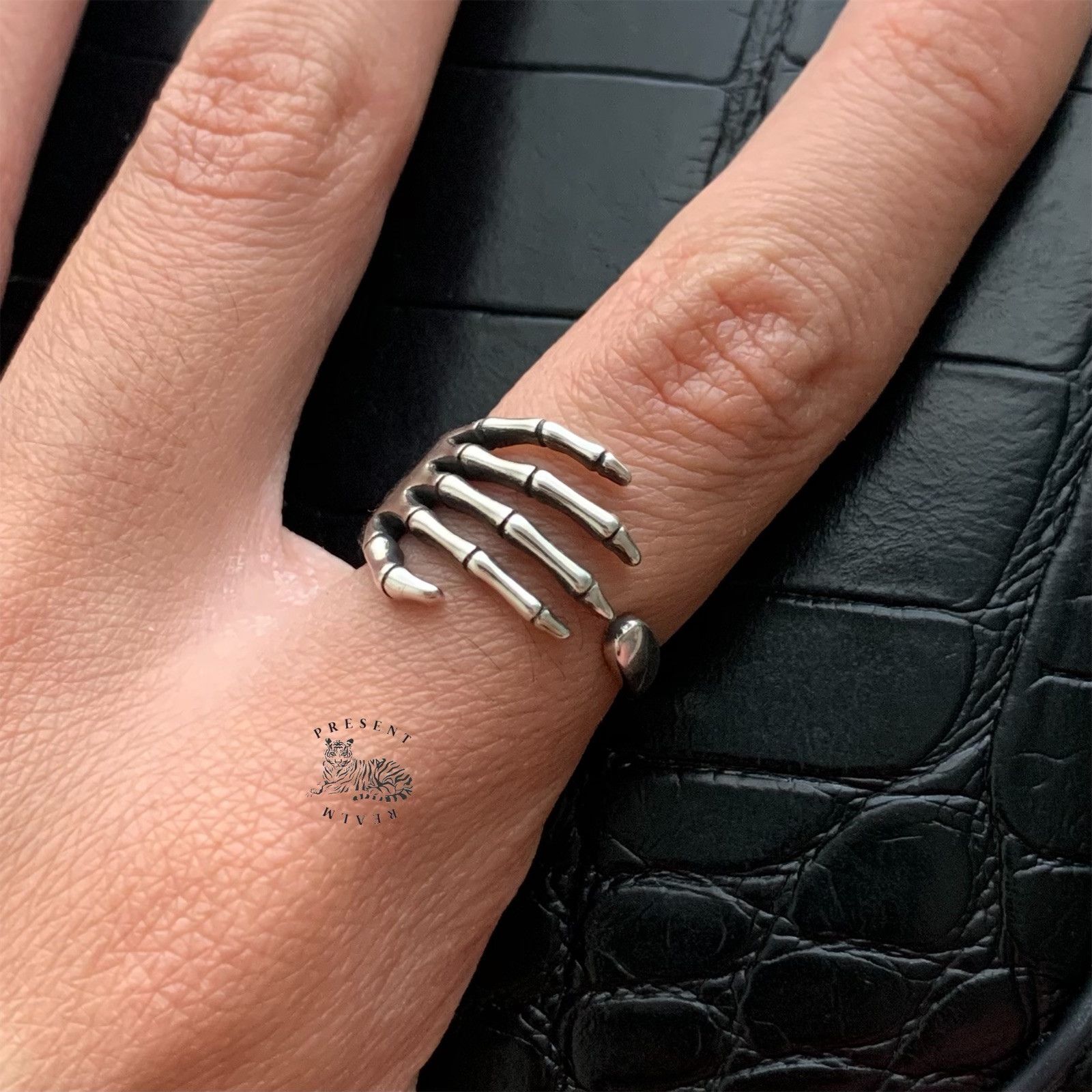 Japanese Brand × Vintage Skeleton Hand Adjustable Ring Size ONE SIZE - 2 Thumbnail