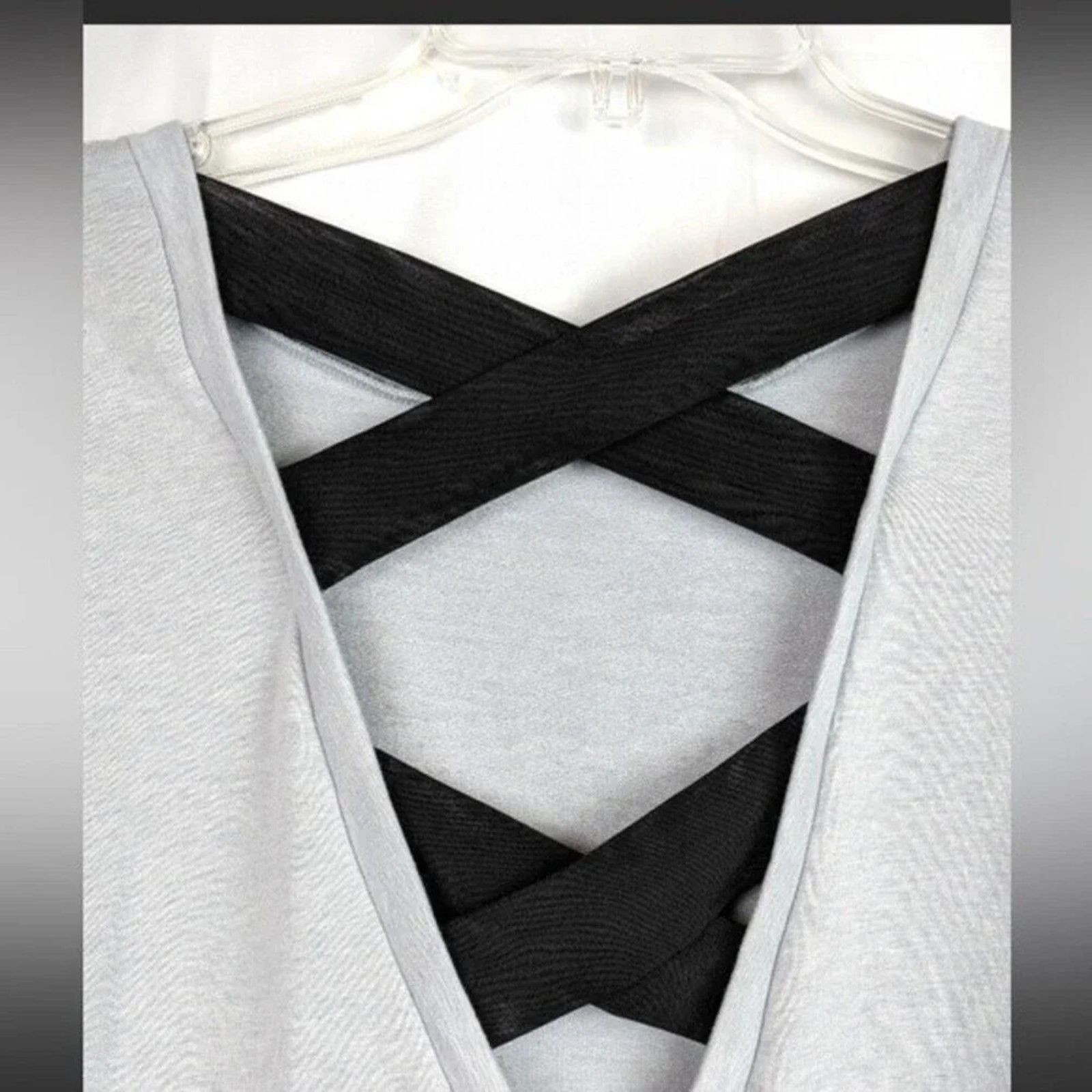The North Face The North Face mesh crisscross back sweatshirt , size Medium Size M / US 6-8 / IT 42-44 - 2 Thumbnail