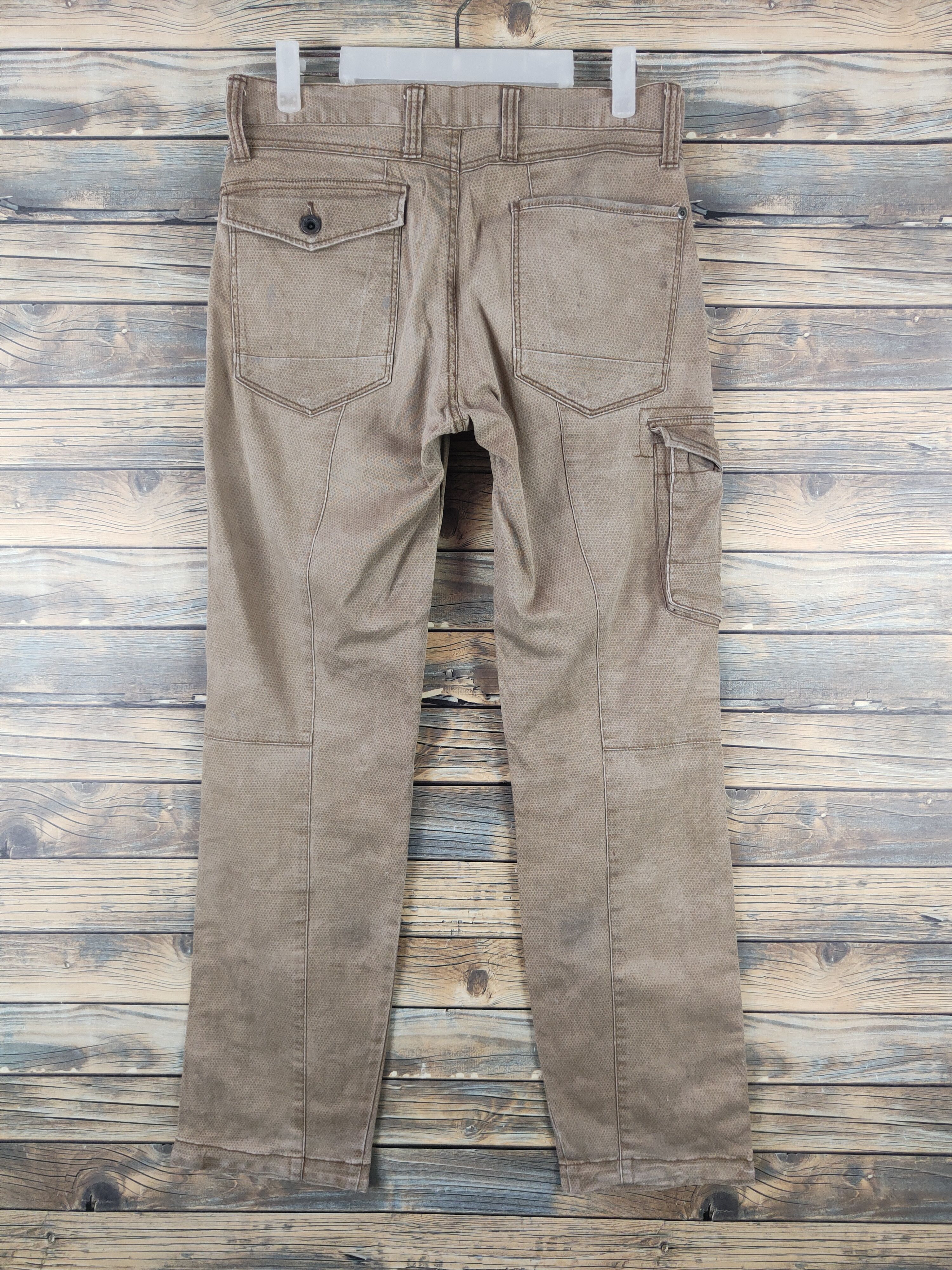 Japanese Brand DL Japanese Brand Beige Multipocket Cargo Pants #46-276T Size US 31 - 8 Thumbnail