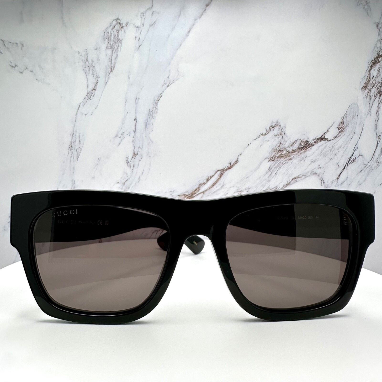 Gucci New GUCCI Sunglasses 2025 Collection Black Gold Letter Logo Size ONE SIZE - 2 Thumbnail