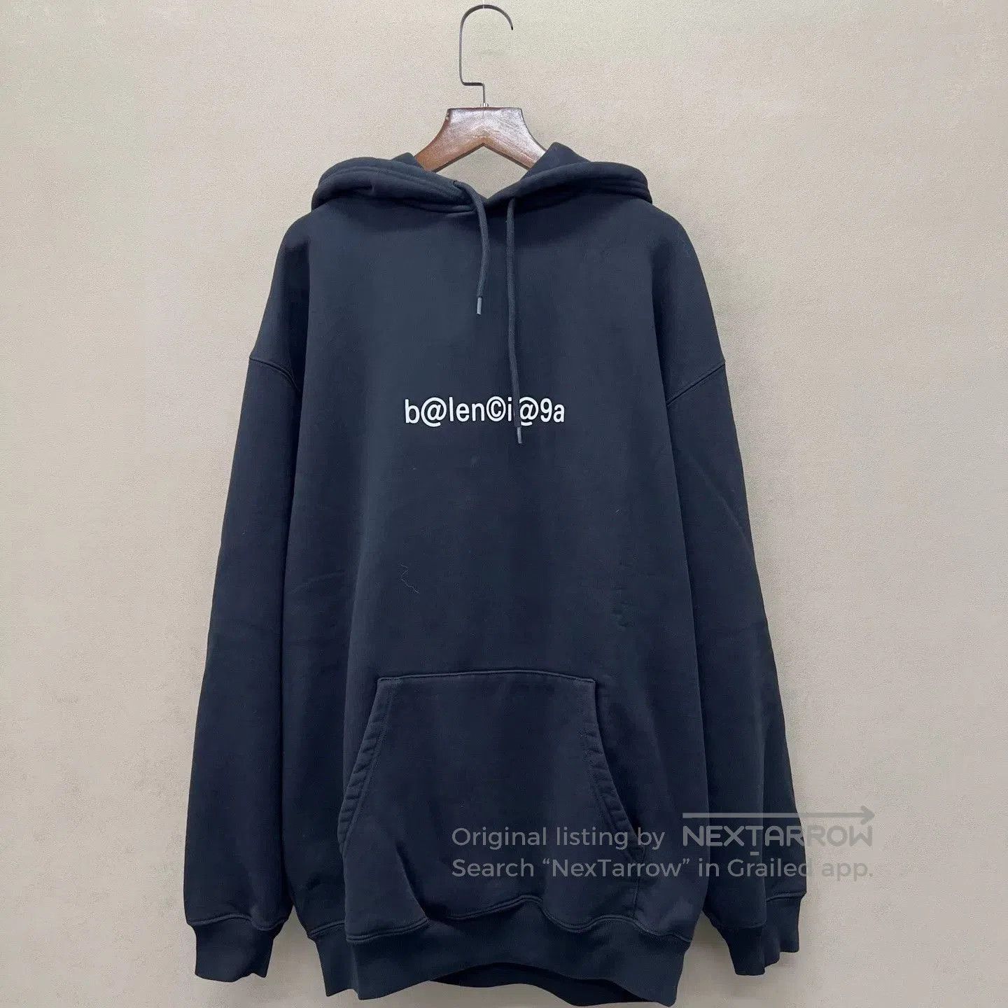 Balenciaga Balenciaga Logo Hoodie for Men. Size US M / EU 48-50 / 2 - 3 Thumbnail