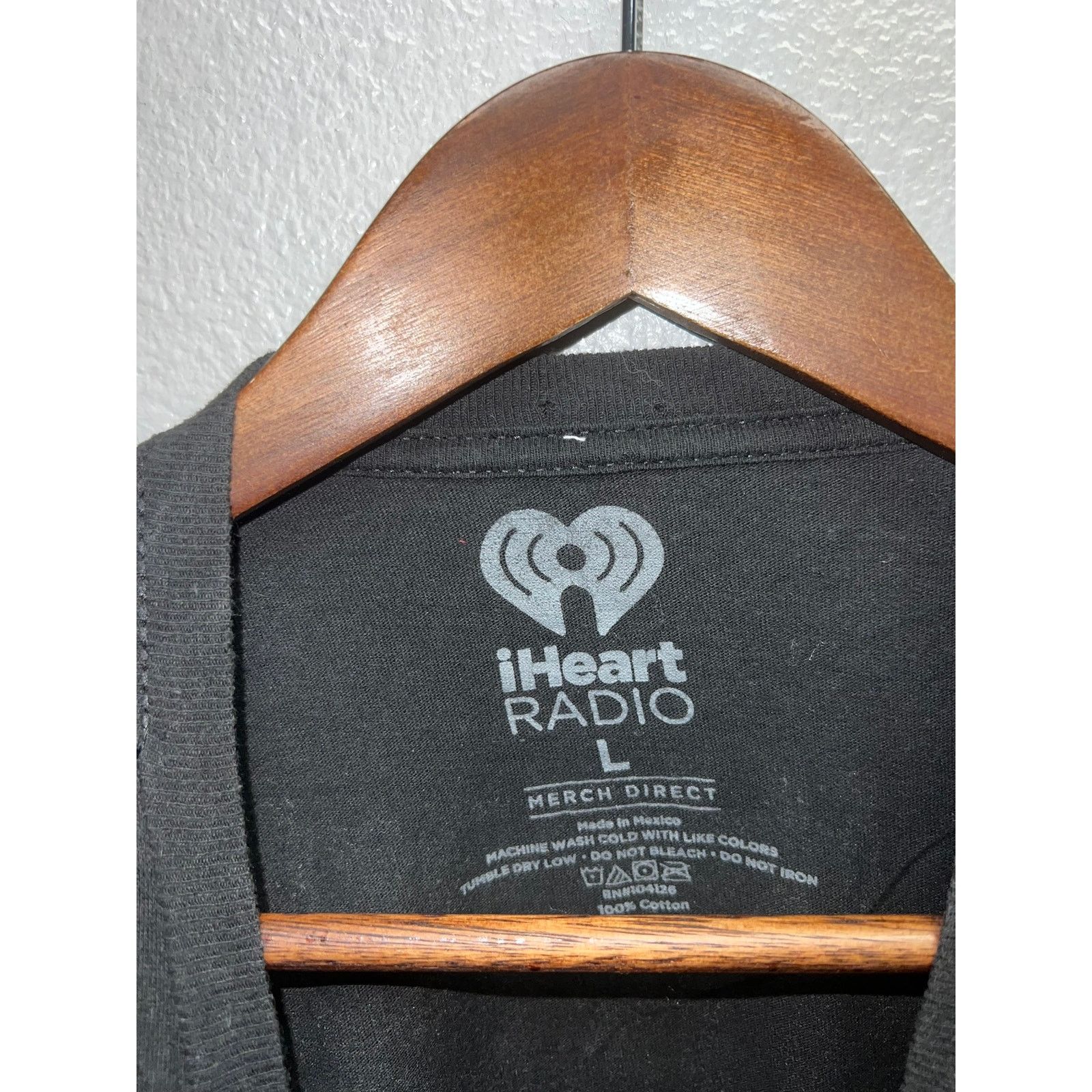 Vintage Country Concert Shirt iHeart Festival Luke Bryan Keith Urban Size US M / EU 48-50 / 2 - 4 Thumbnail