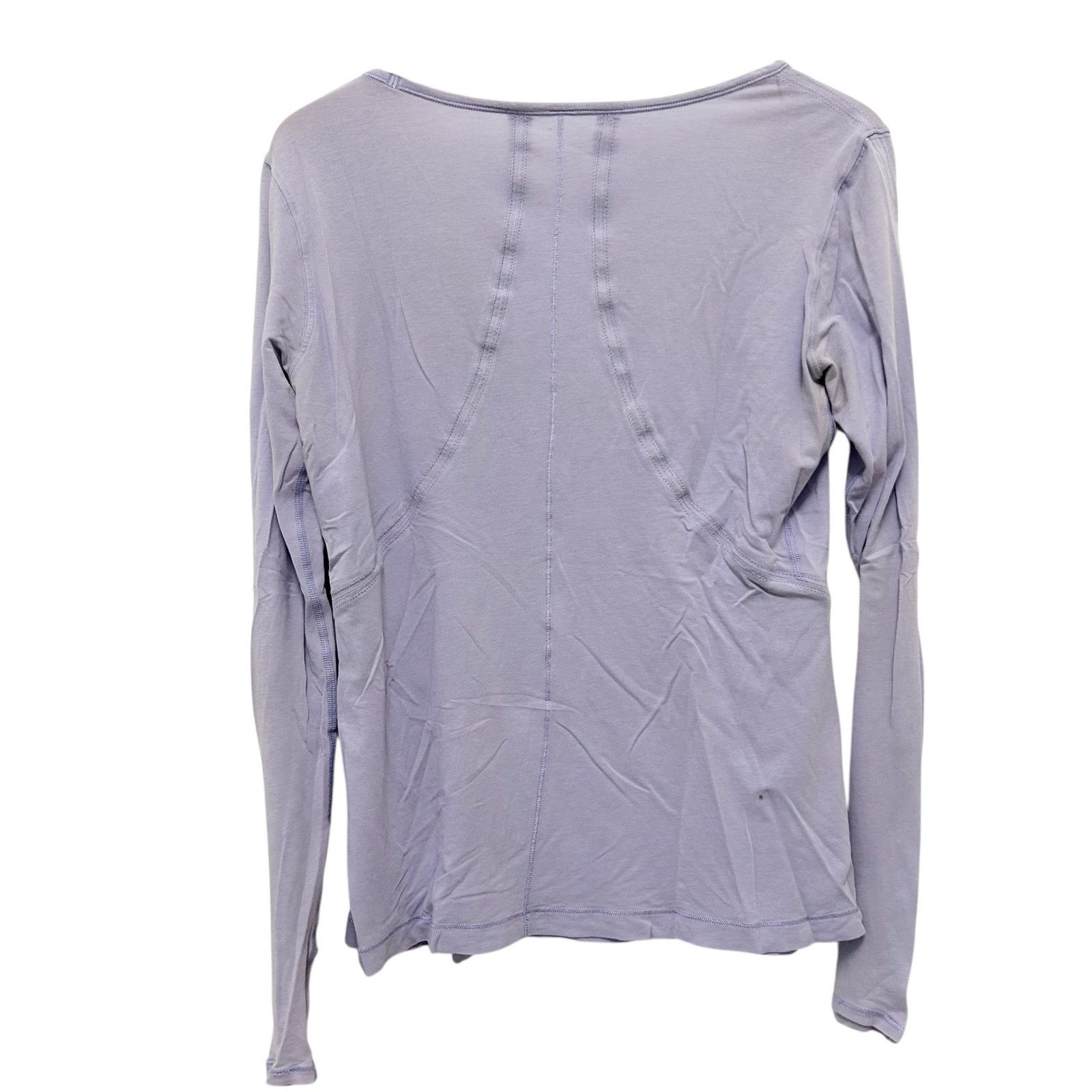 Lululemon Lululemon Lot of 6 Long Sleeve Shirts Sz M FLAWS Size M / US 6-8 / IT 42-44 - 4 Thumbnail