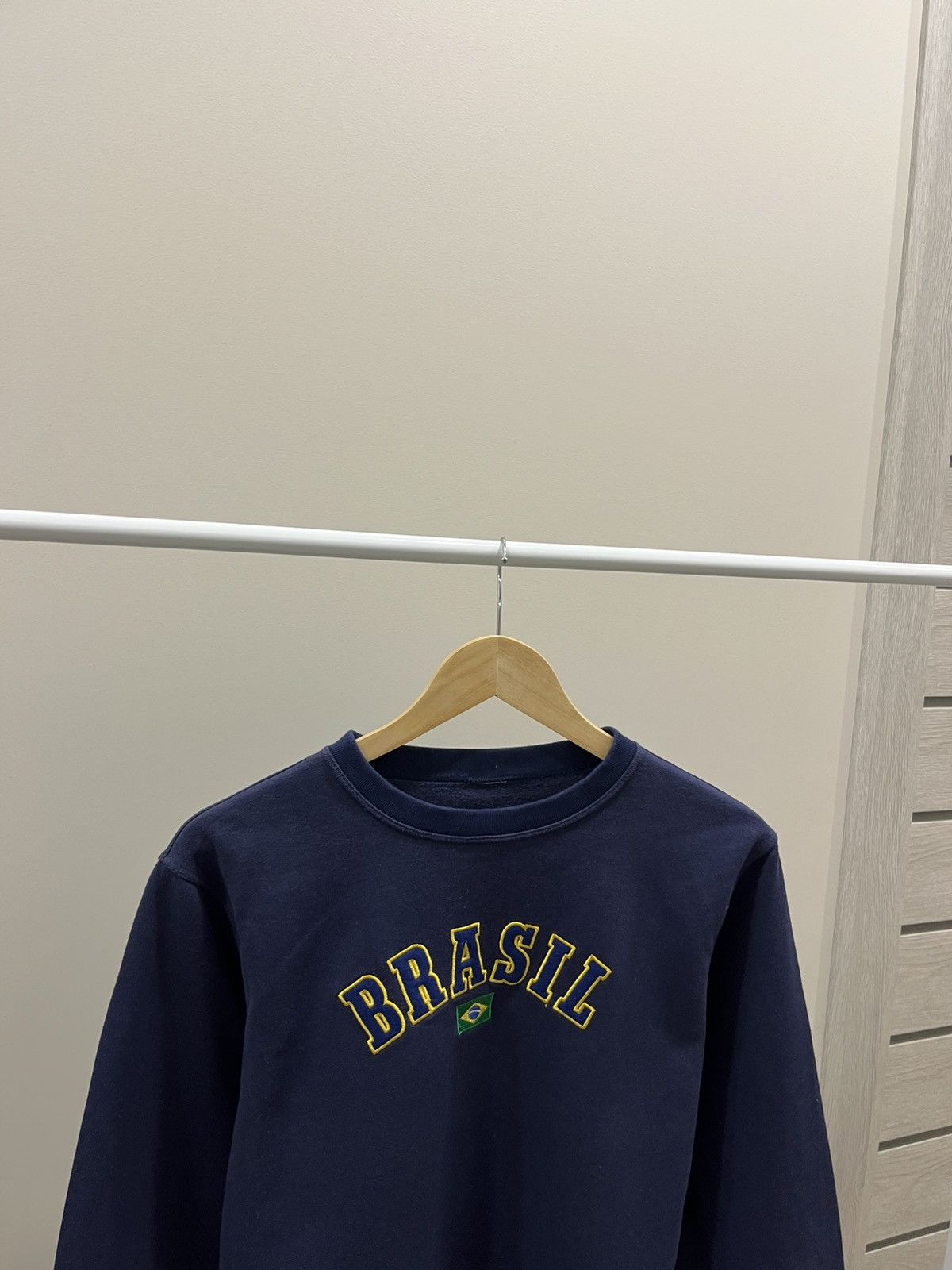 Nike 90s Nike Brasil Big Logo Vintage Y2K Retro Sweatshirt Size US M / EU 48-50 / 2 - 2 Thumbnail