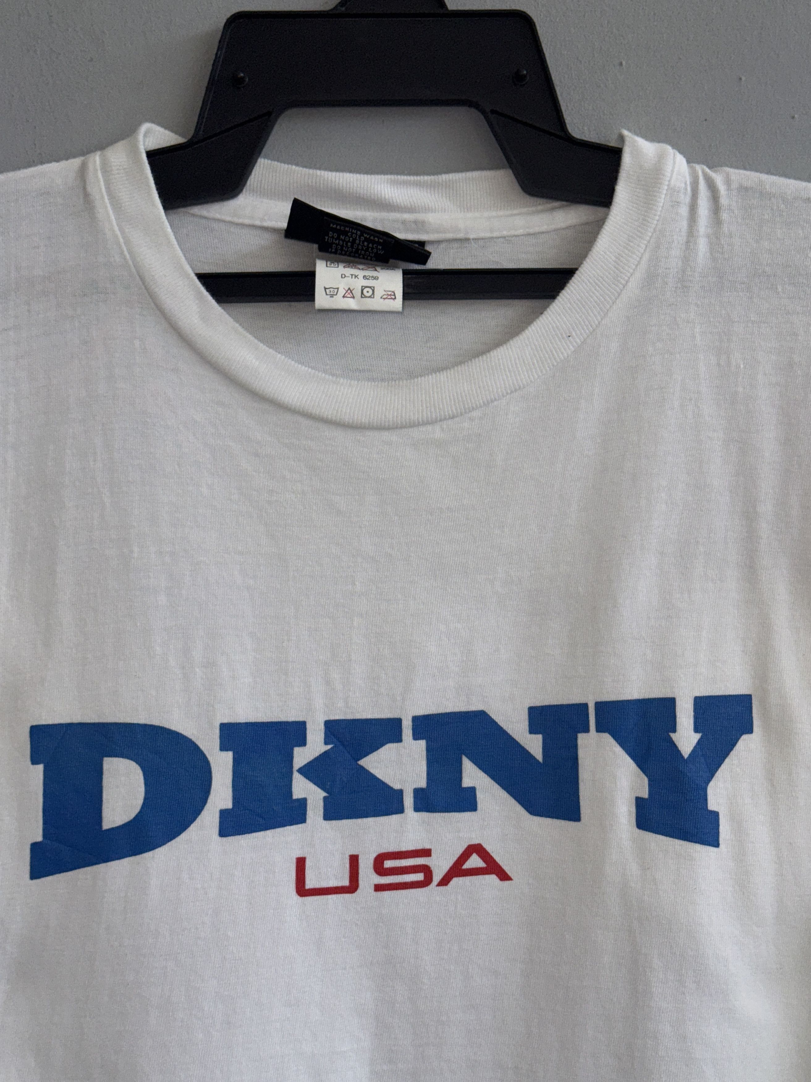 DKNY DKNY Vintage T-Shirt Size US M / EU 48-50 / 2 - 2 Thumbnail