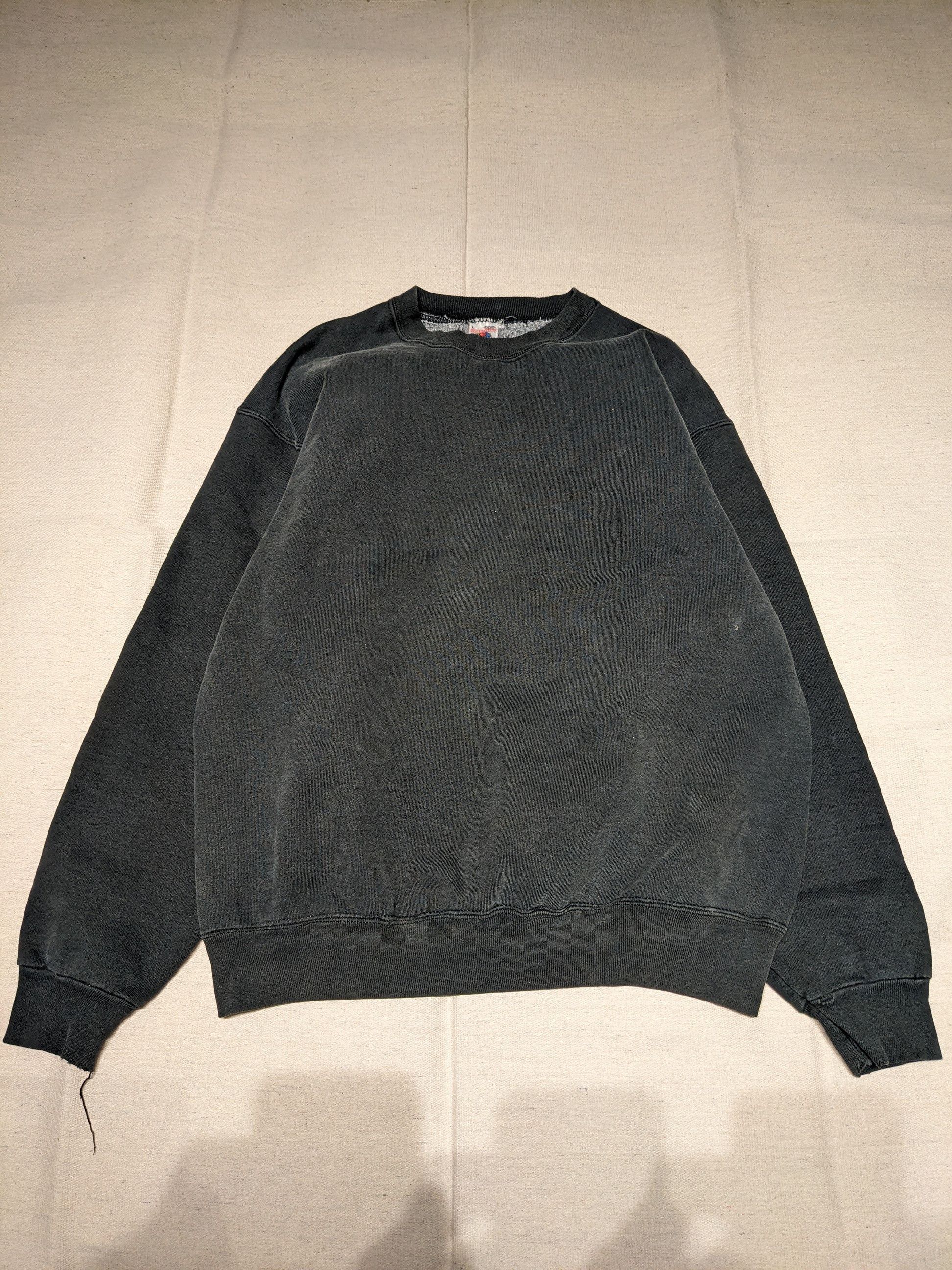 Fruit Of The Loom Vintage Fruit of the Loom FOTL made in USA crewneck men's L Size US L / EU 52-54 / 3 - 1 Thumbnail