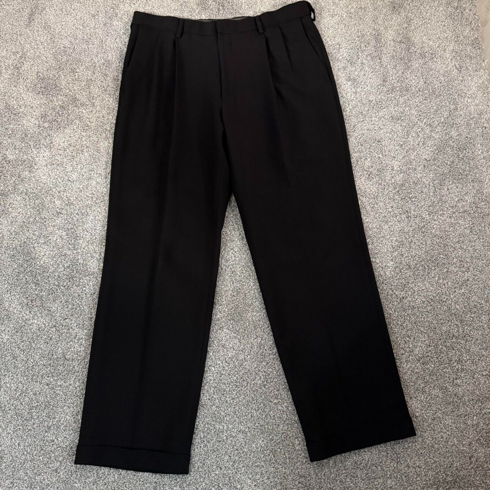 Haggar Haggar Pants Mens 34x30 Classic Fit Office Pleated Business Size US 34 / EU 50 - 1 Thumbnail