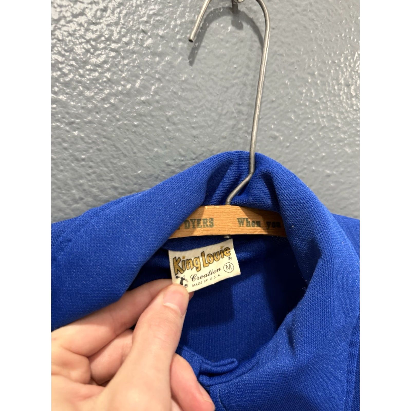 Vintage VINTAGE King Louie Blue Polyester Chain Stitch Button Up Polo Shirt M Blue 1970s Bowling Rockabilly Mens Size US M / EU 48-50 / 2 - 3 Thumbnail