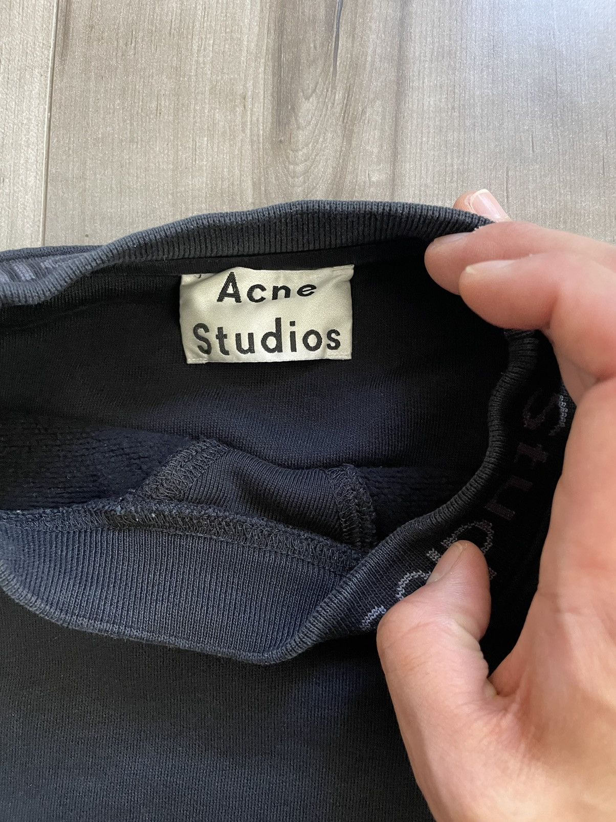 Acne Studios Acne Studio Rib Logo Crewneck Sweater Size US S / EU 44-46 / 1 - 4 Thumbnail