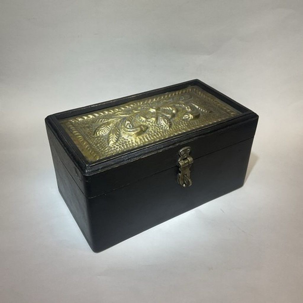 Handmade VTG Dark Brown Wooden Box W/Metal Decorative Brass OrnateTop Size ONE SIZE - 14 Thumbnail