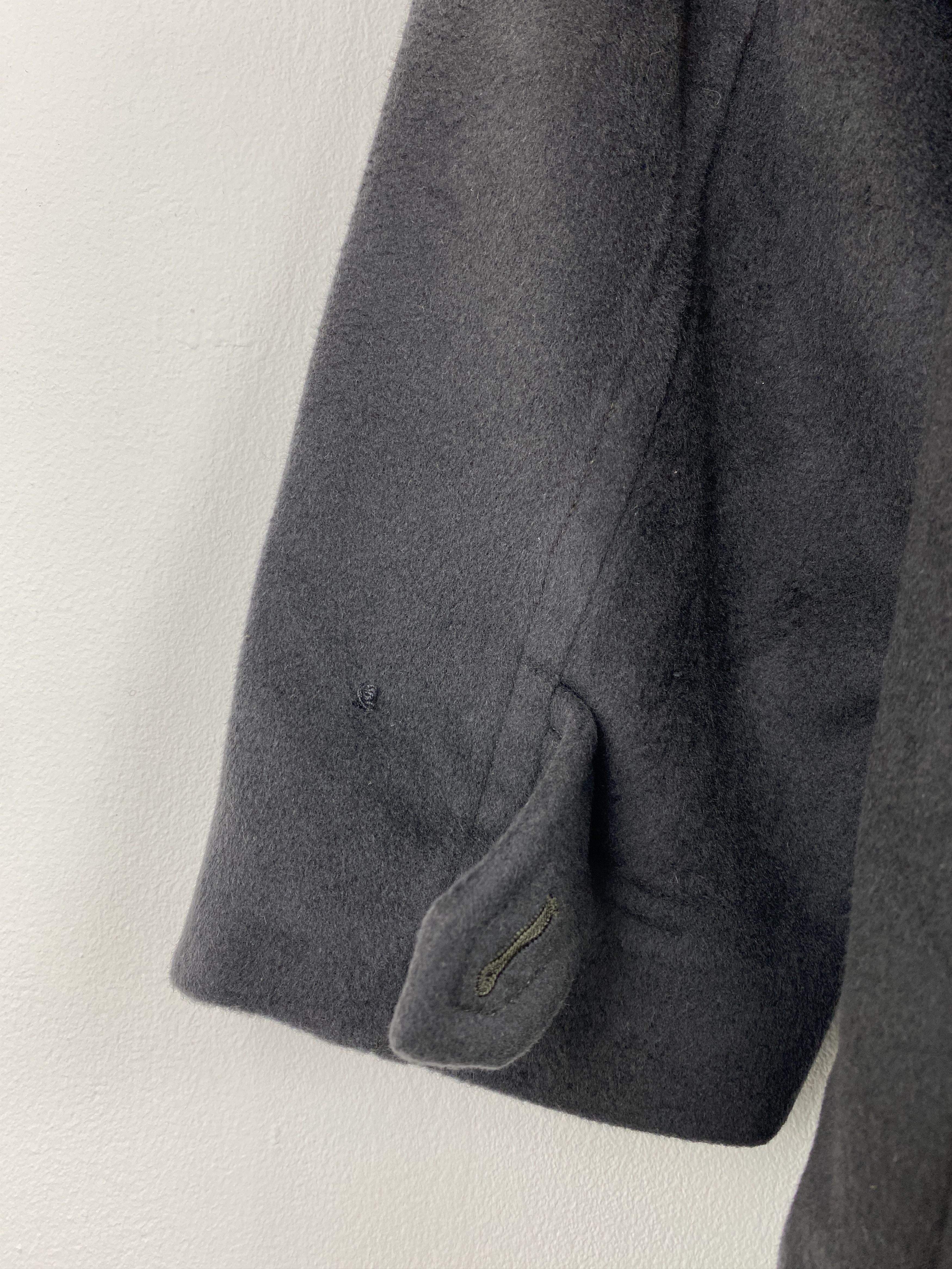 Christian Dior Monsieur Christian Dior Monsieur Button Ups Velvet Jacket Grey JZ0008 Size US M / EU 48-50 / 2 - 13 Thumbnail