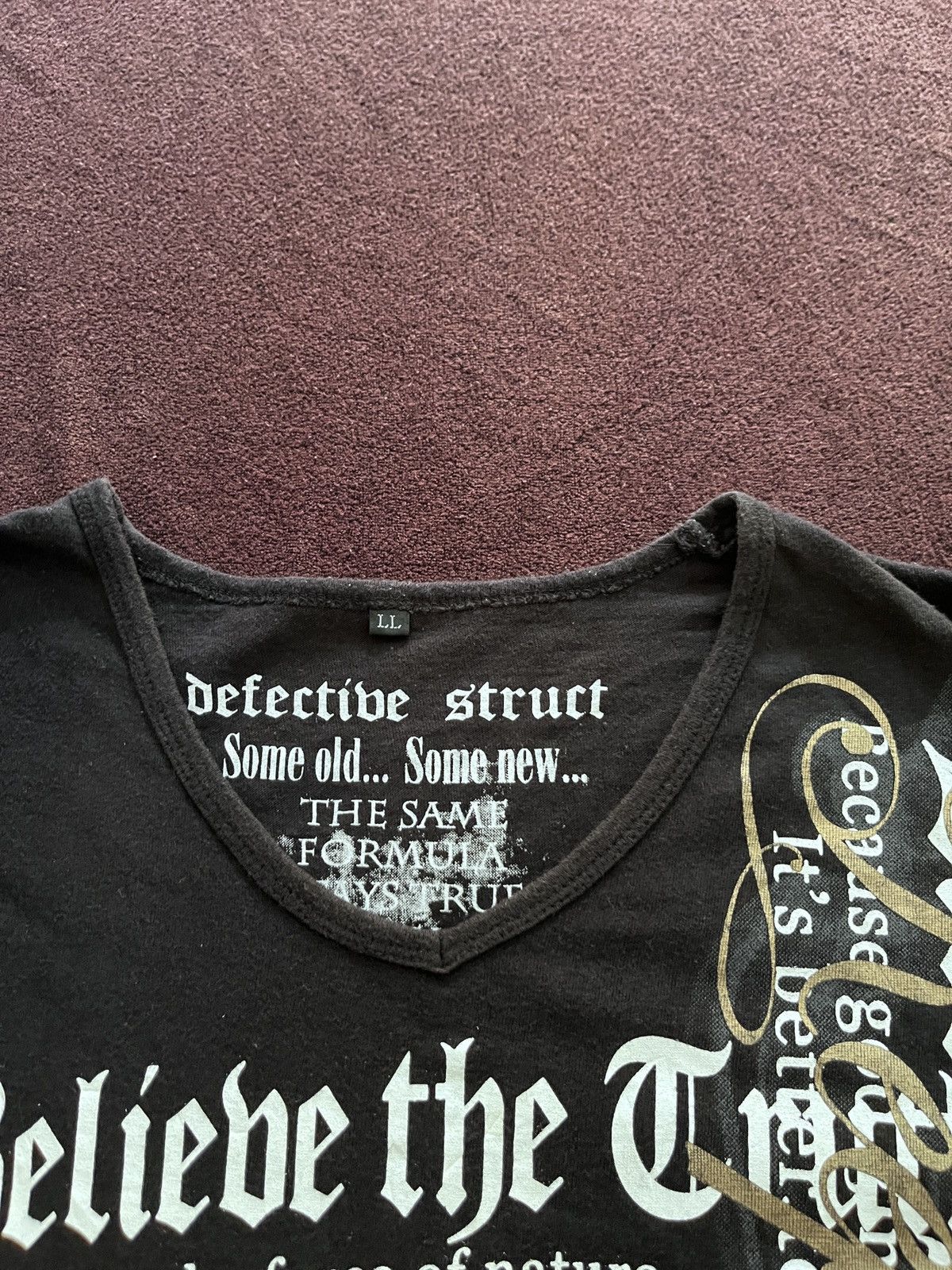 Japanese Brand Japanese Defectibe Struct Poem V neck Size US M / EU 48-50 / 2 - 4 Thumbnail