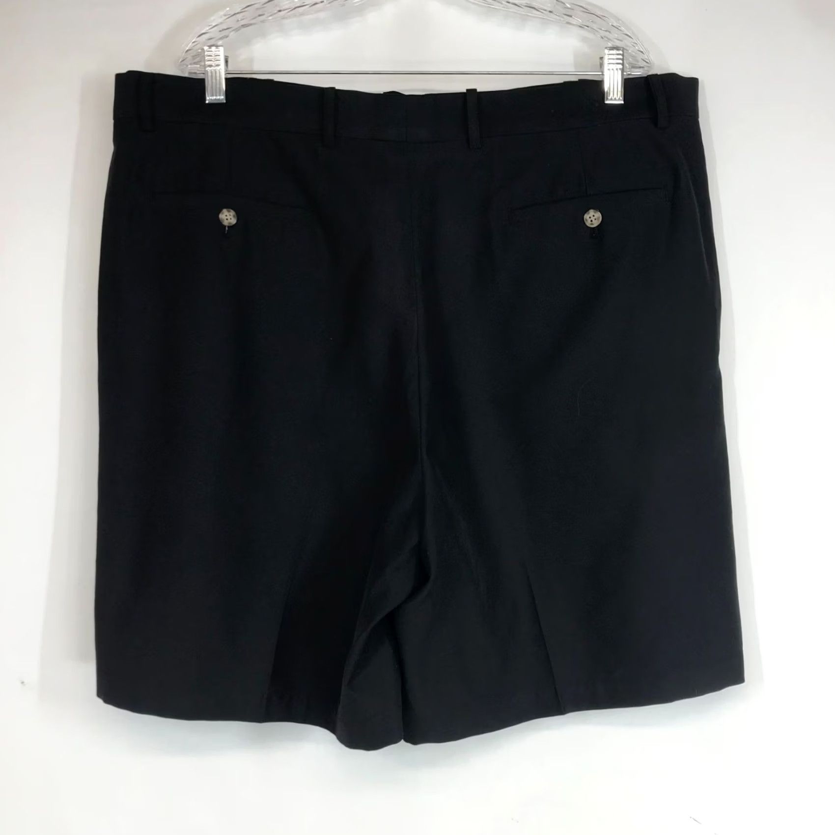 Vintage Greg Norman Mens 40 Black Pleated Golf SHORTS 100% Polyester Size US 40 / EU 56 - 4 Thumbnail