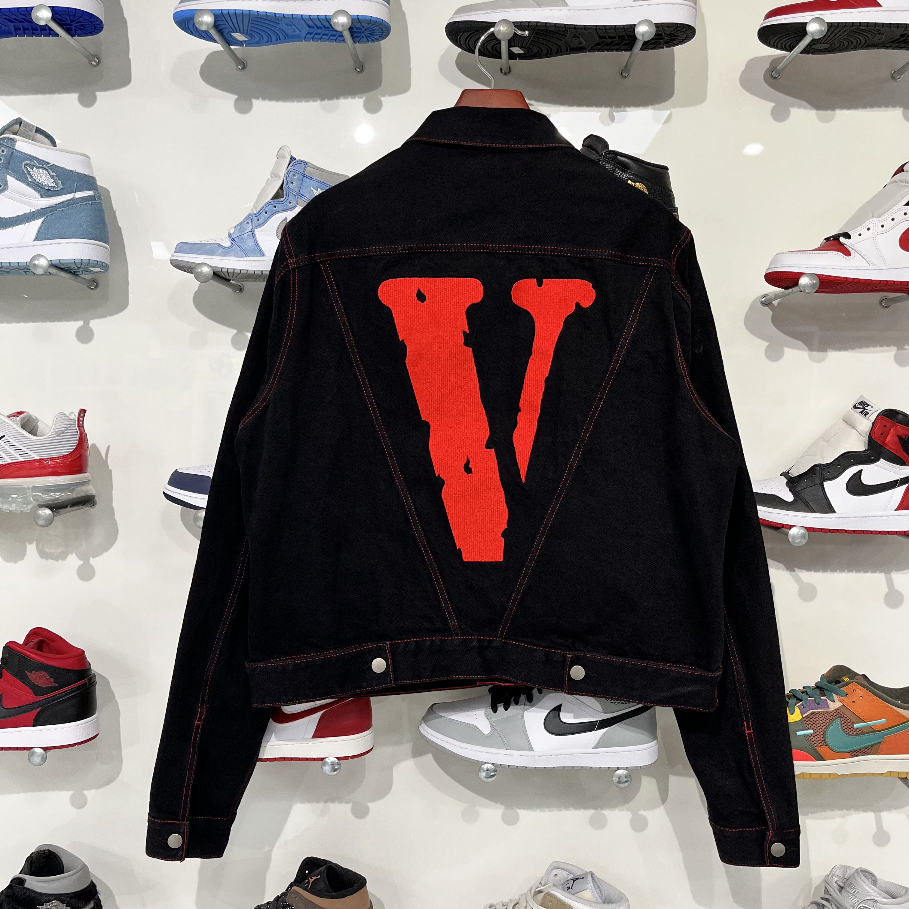 Vlone Vlone Friends Denim Jacket Size US L / EU 52-54 / 3 - 2 Thumbnail