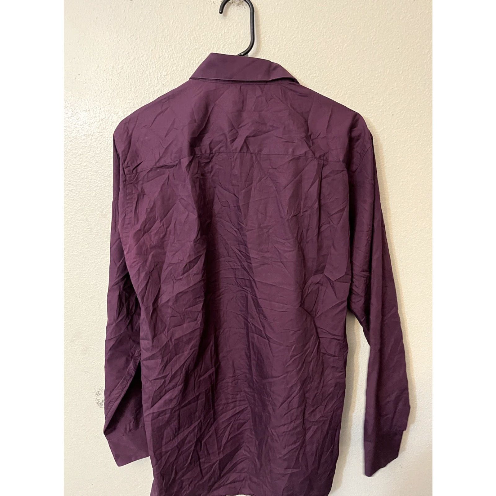 Calvin Klein VINTAGE Calvin Klein Dress Shirt Men Button-Front Regular Fit Solid Cotton Maroon 15 Slimming Long Sleeve Office Business Casual Formal Size 40R - 3 Thumbnail