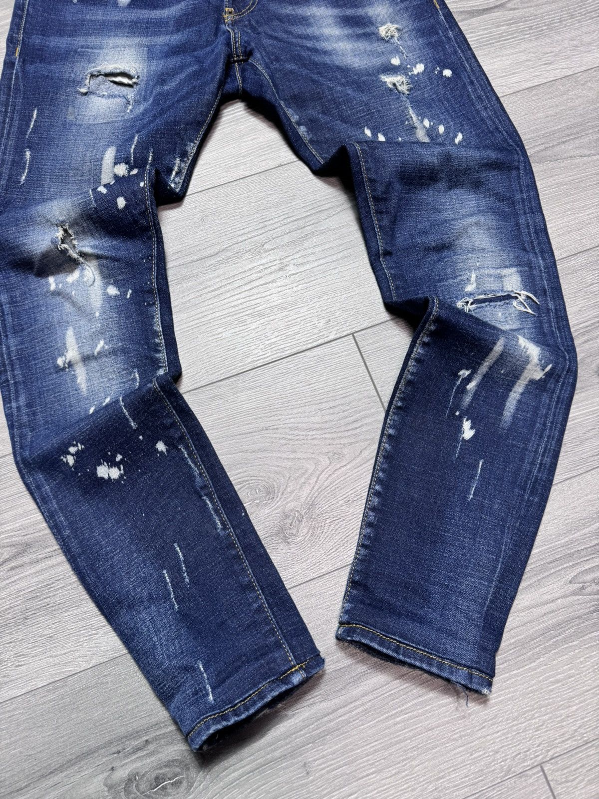 Dsquared2 Distressed skinny cool guy Jeans size 42