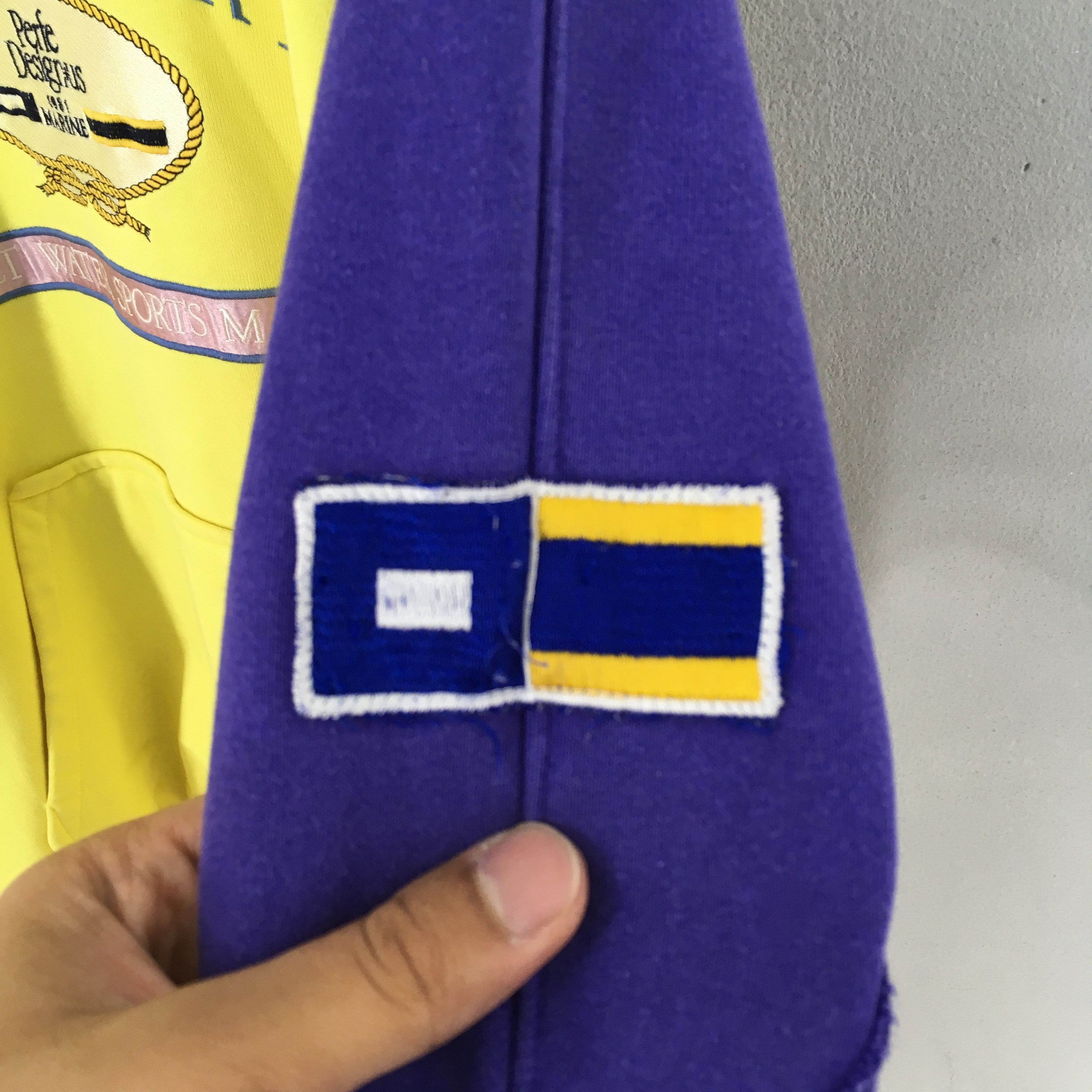 Vintage Vintage 90s Salt Water Sports Man Sweatshirt XLarge Size US XL / EU 56 / 4 - 4 Thumbnail
