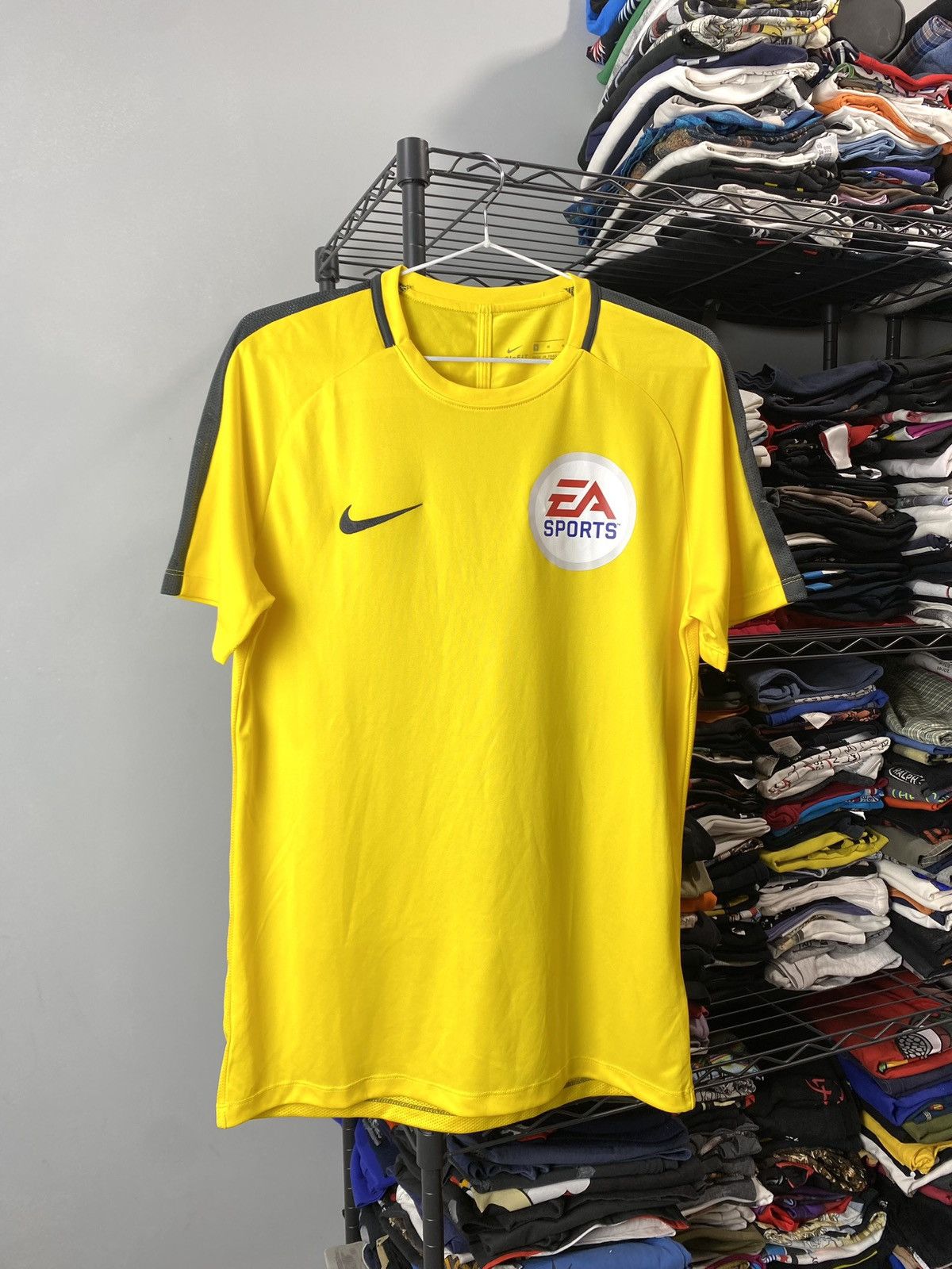 Nike Nike x EA Sports Soccer Jersey T Shirt Game Cyber Size US M / EU 48-50 / 2 - 1 Thumbnail
