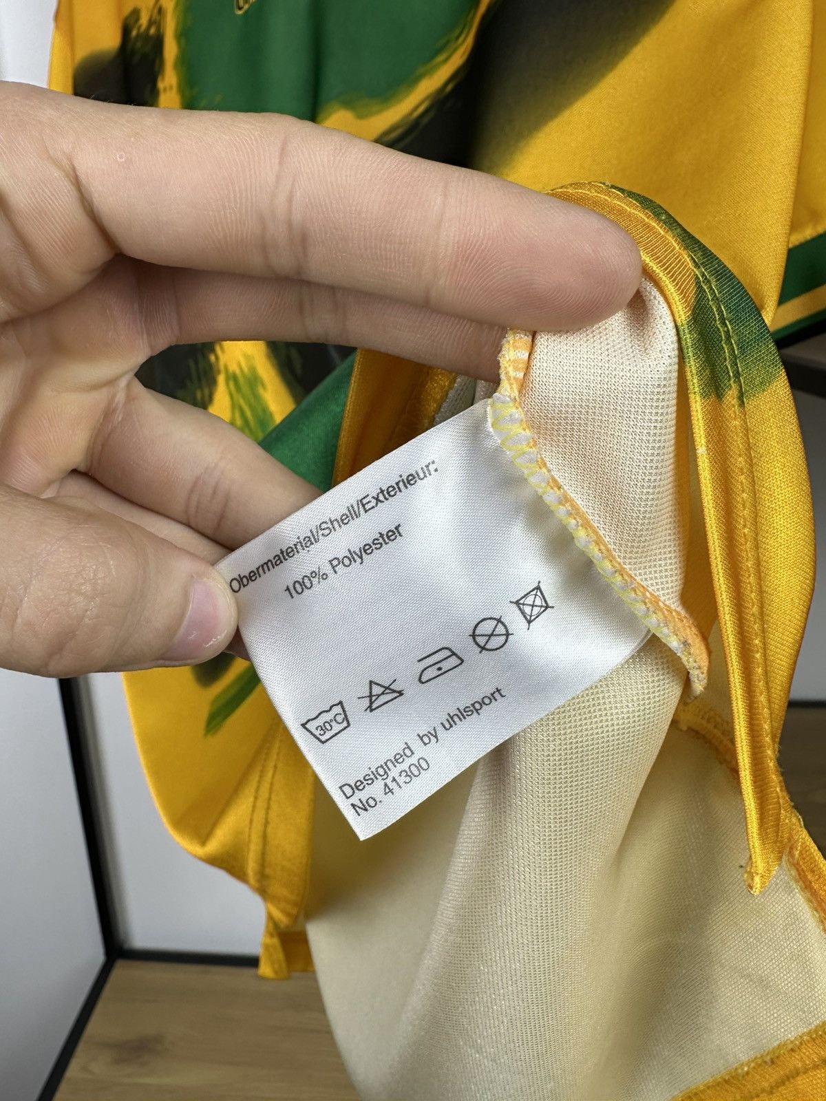 Vintage Jamaica Uhlsport 2001/03 Football Jersey Soccer Shirt L Kit Size US L / EU 52-54 / 3 - 10 Thumbnail