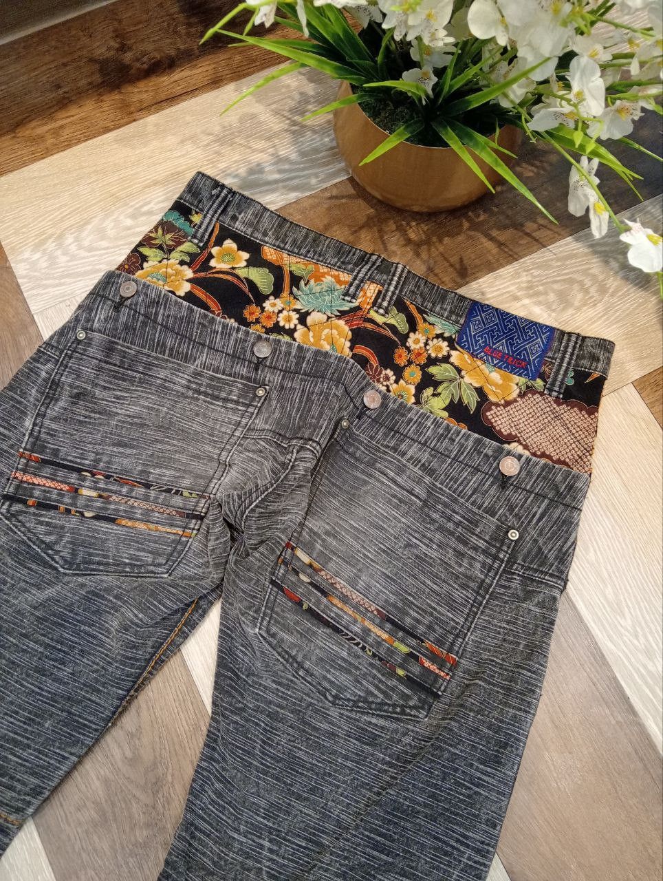 Japanese Brand JAPANESE BLUE TRICK DOUBLE WAIST SUKAJAN JEANS - SIZE 3 Size US 34 / EU 50 - 14 Thumbnail