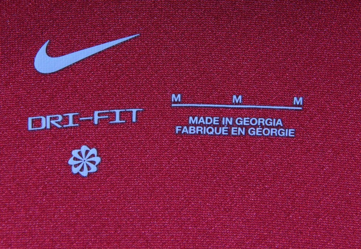 Nike Nike Liverpool 2022 Soccer Football Jersey Shirt England M Size US M / EU 48-50 / 2 - 6 Thumbnail