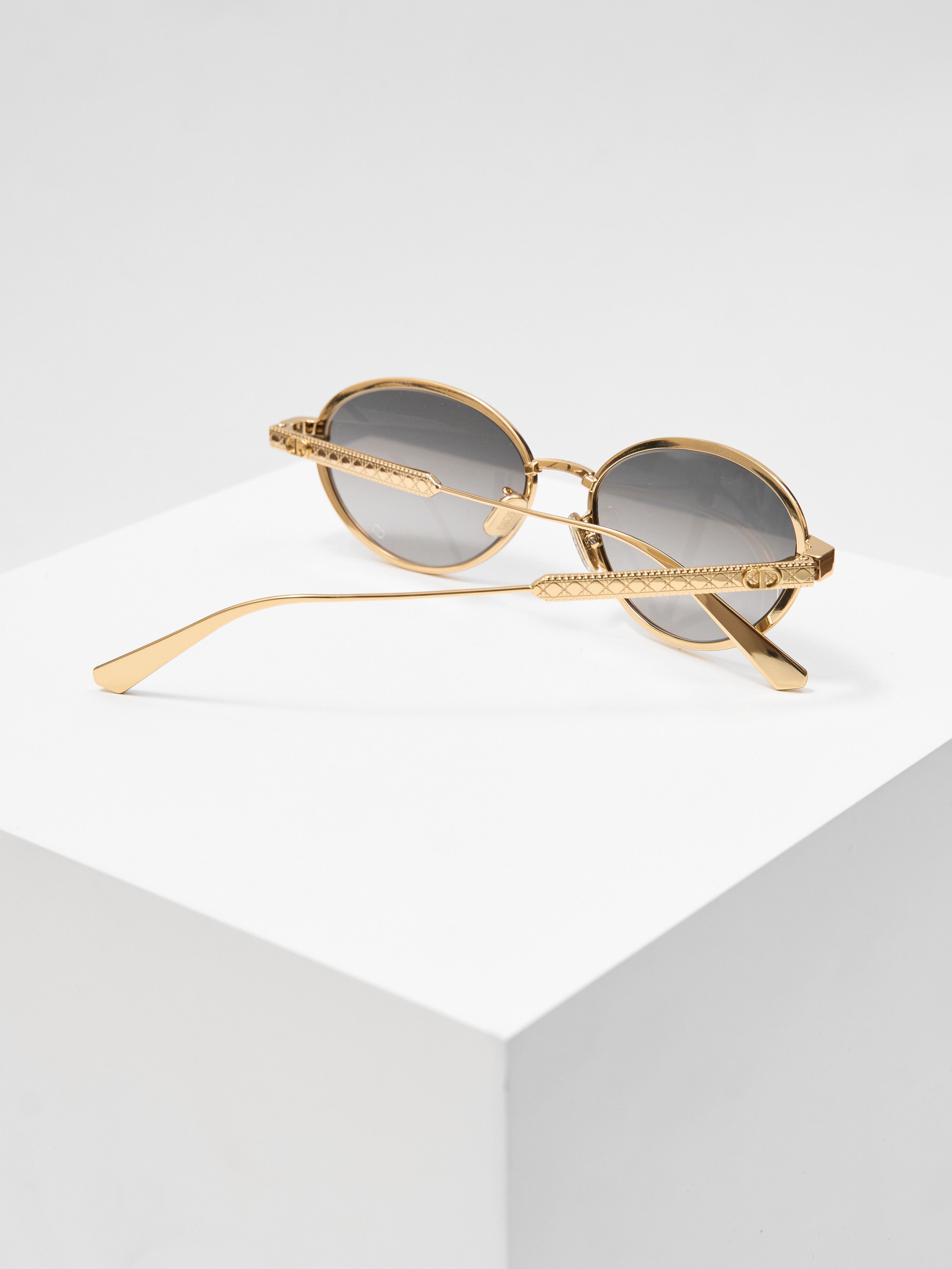 Dior Dior DiorCannage R1U Gradient Gray Oval Sunglasses Size ONE SIZE - 7 Thumbnail