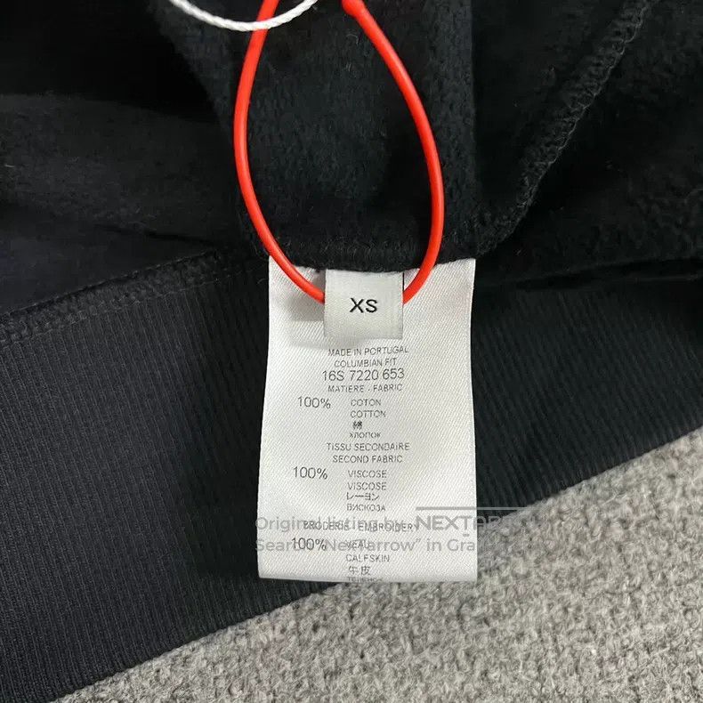 Givenchy Givenchy Sleeveless hooded sweatshirt with leather label Size US XS / EU 42 / 0 - 6 Thumbnail