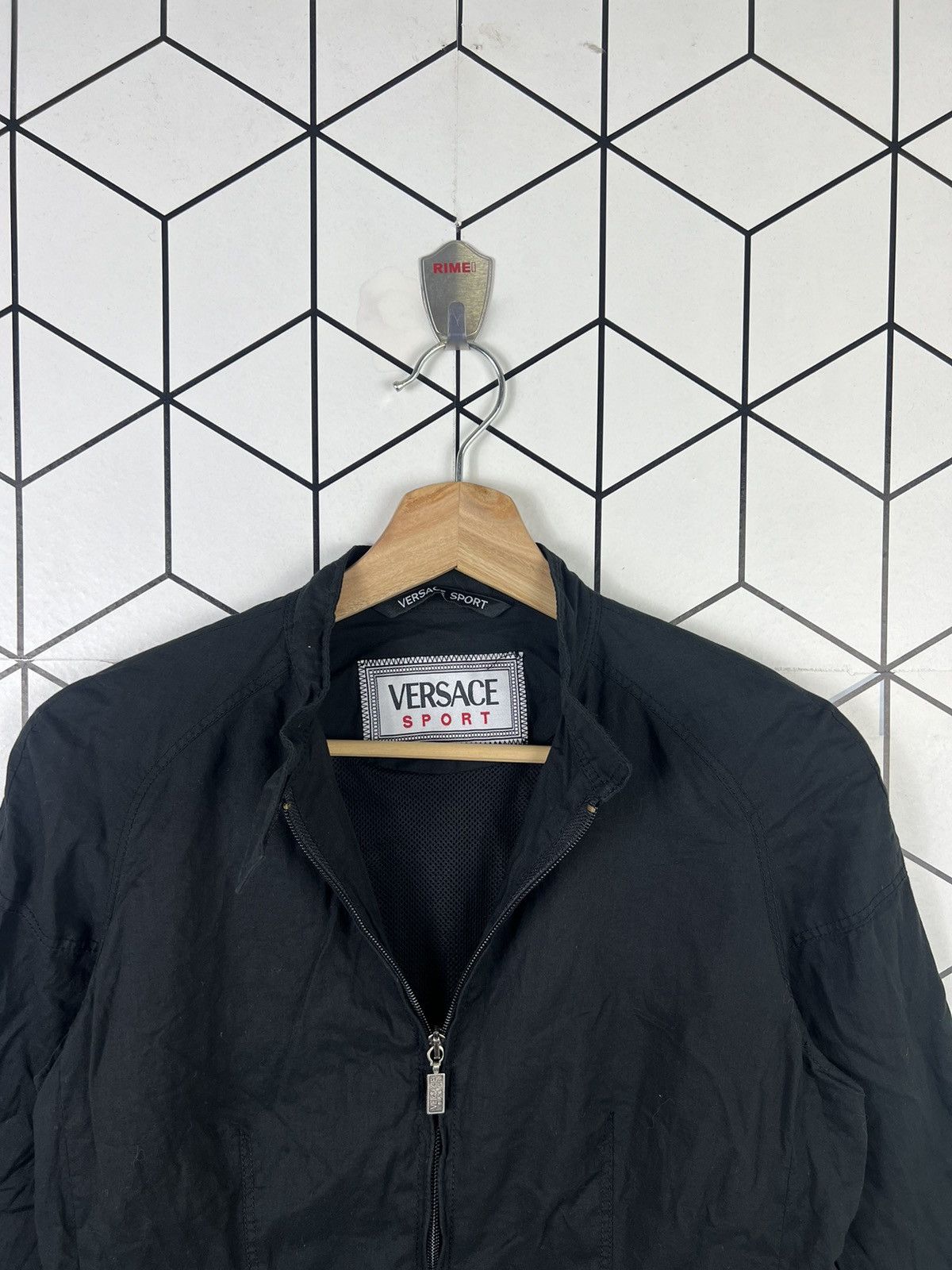 Versace Versace sport crop jacket open sleeve Size XS / US 0-2 / IT 36-38 - 2 Thumbnail
