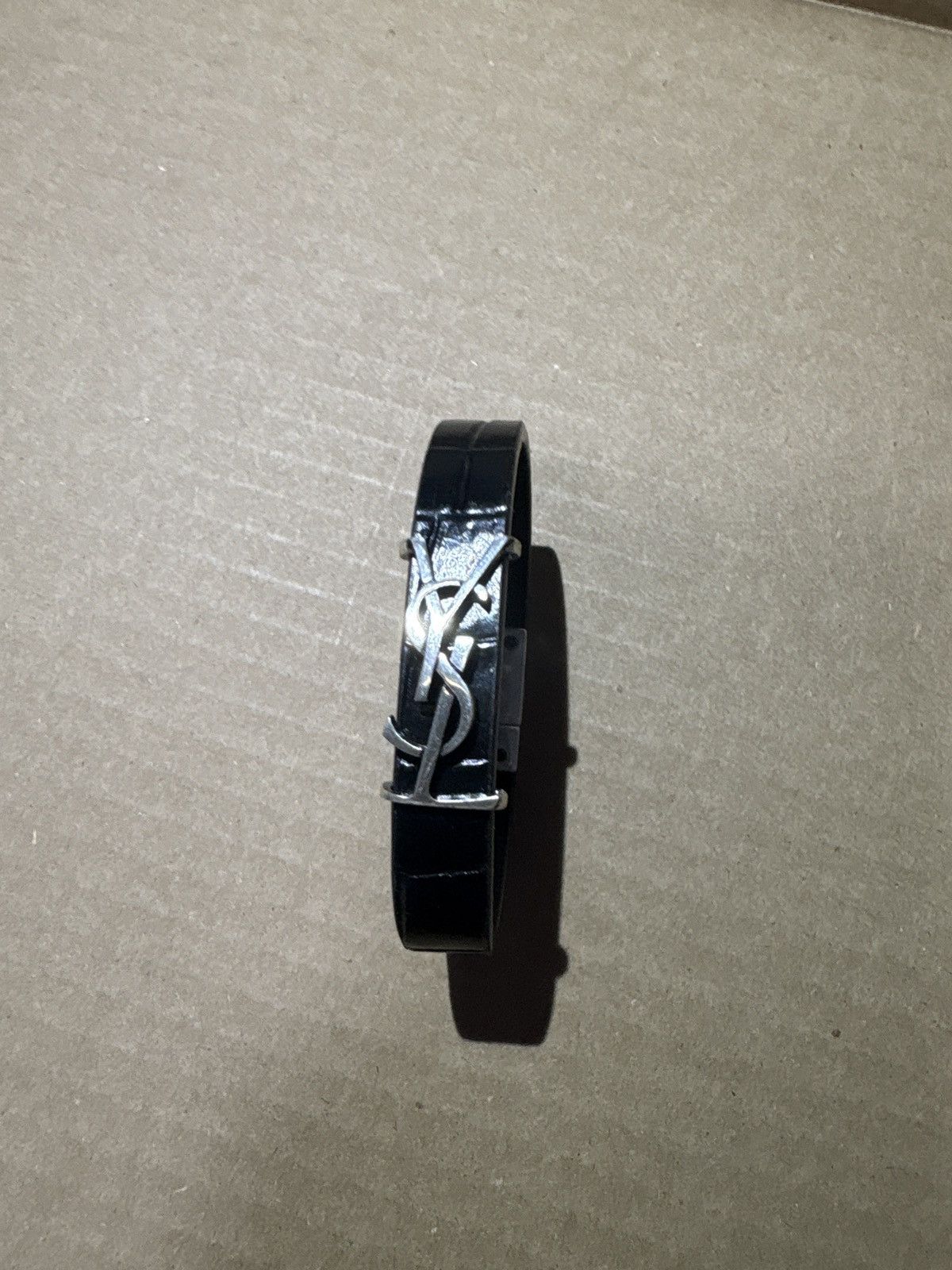 Yves Saint Laurent SAINT LAURENT Cassandre Croc-Effect Leather and Silver-Tone Size ONE SIZE - 5 Thumbnail