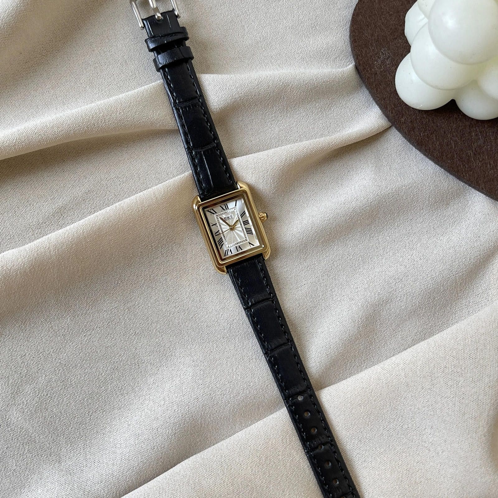 Leather Leather Strap Rectangular Gold Watch, Classic Wristwatch Size ONE SIZE - 3 Thumbnail