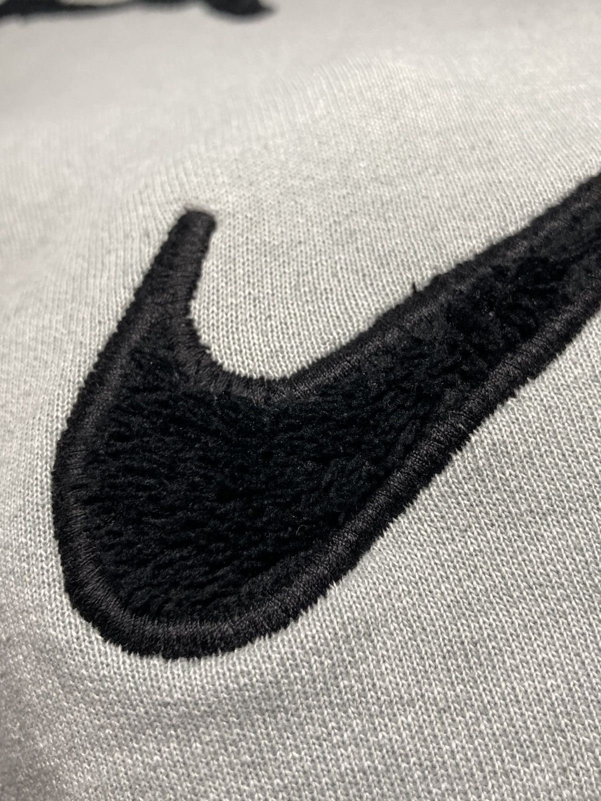 Nike × Vintage ⛩️Nike sweatshirt custom vintage y2k center logo spider web Size US L / EU 52-54 / 3 - 7 Thumbnail