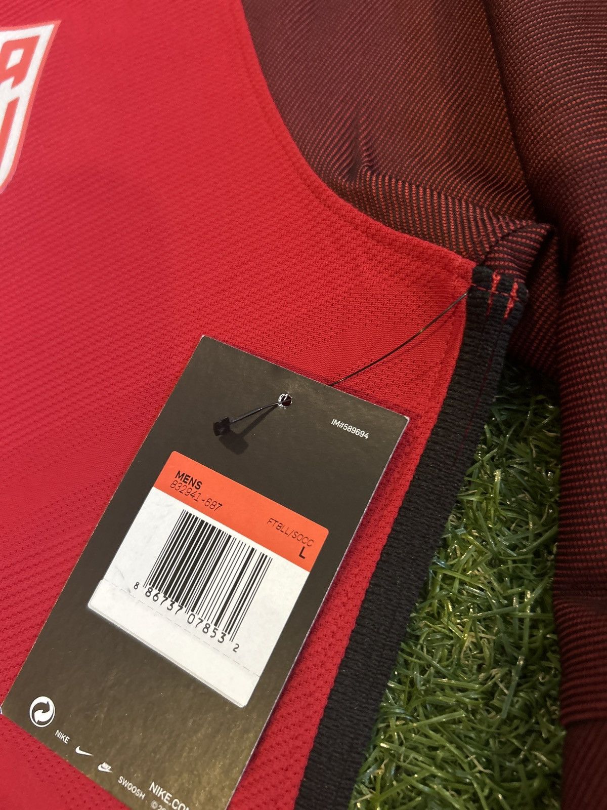 Nike 17/18 USA Pulisic Third Shirt Size US L / EU 52-54 / 3 - 17 Thumbnail