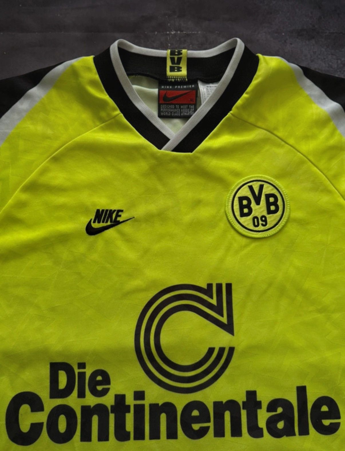 Nike × Vintage Vintage BVB 95/96s soccer jersey Nike, Borussia Dortmund Size US XL / EU 56 / 4 - 3 Thumbnail