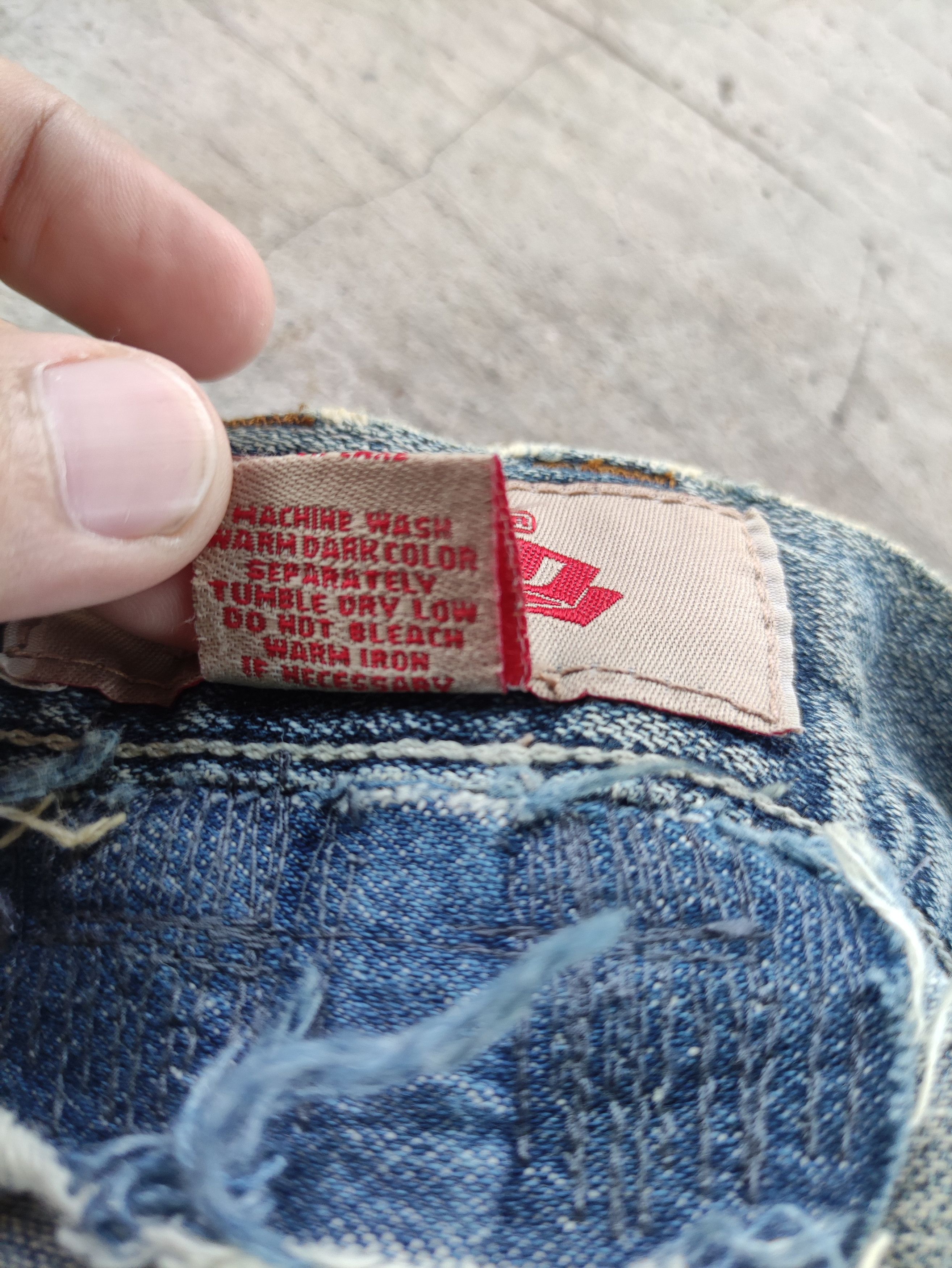 Japanese Brand Vintage Japanese Baggy Jean Distressed Faded Denim Size US 36 / EU 52 - 8 Thumbnail