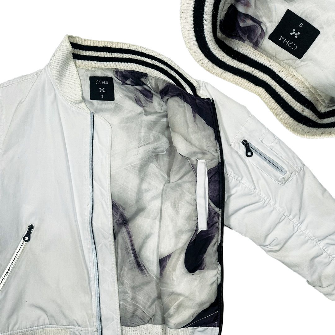 C2H4 C2H4 - FW14 Egocentrism Future MA1 Bomber Jacket - White - S Size US S / EU 44-46 / 1 - 4 Thumbnail