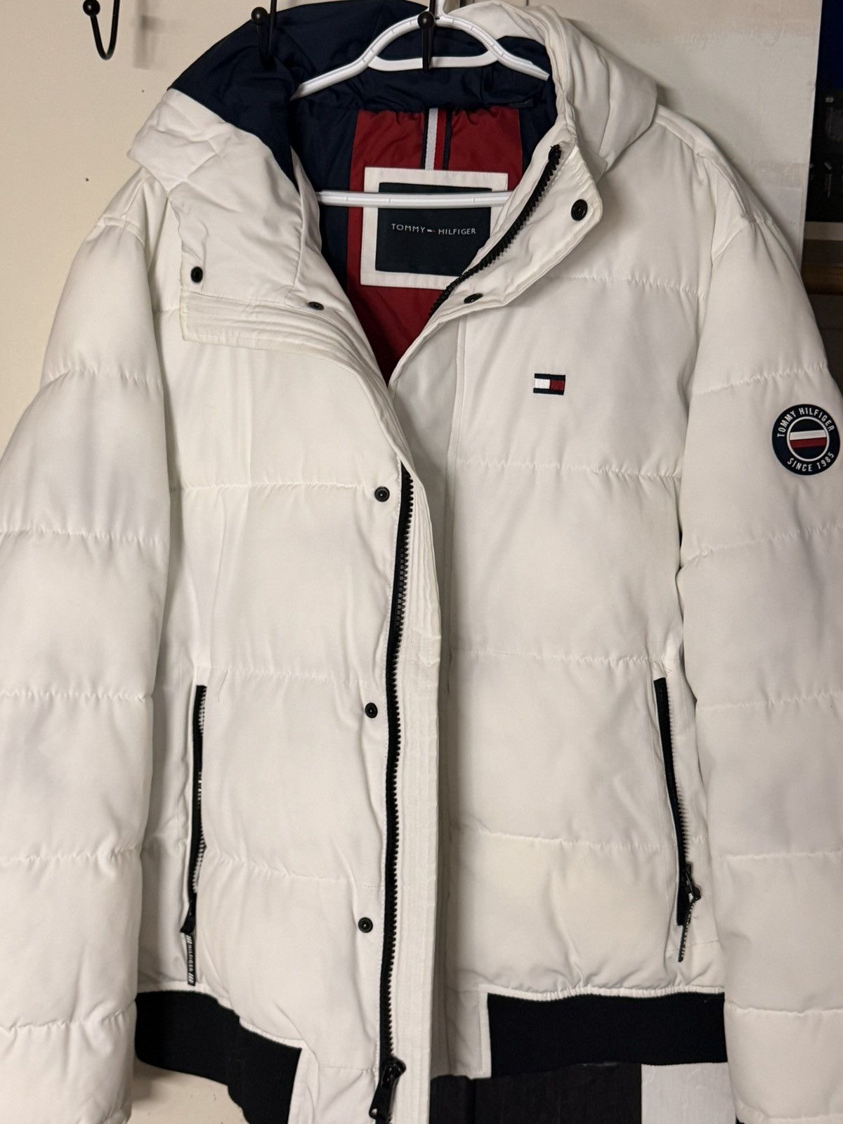 Tommy Hilfiger Insulated Puffer Jacket – XXL – Navy / White