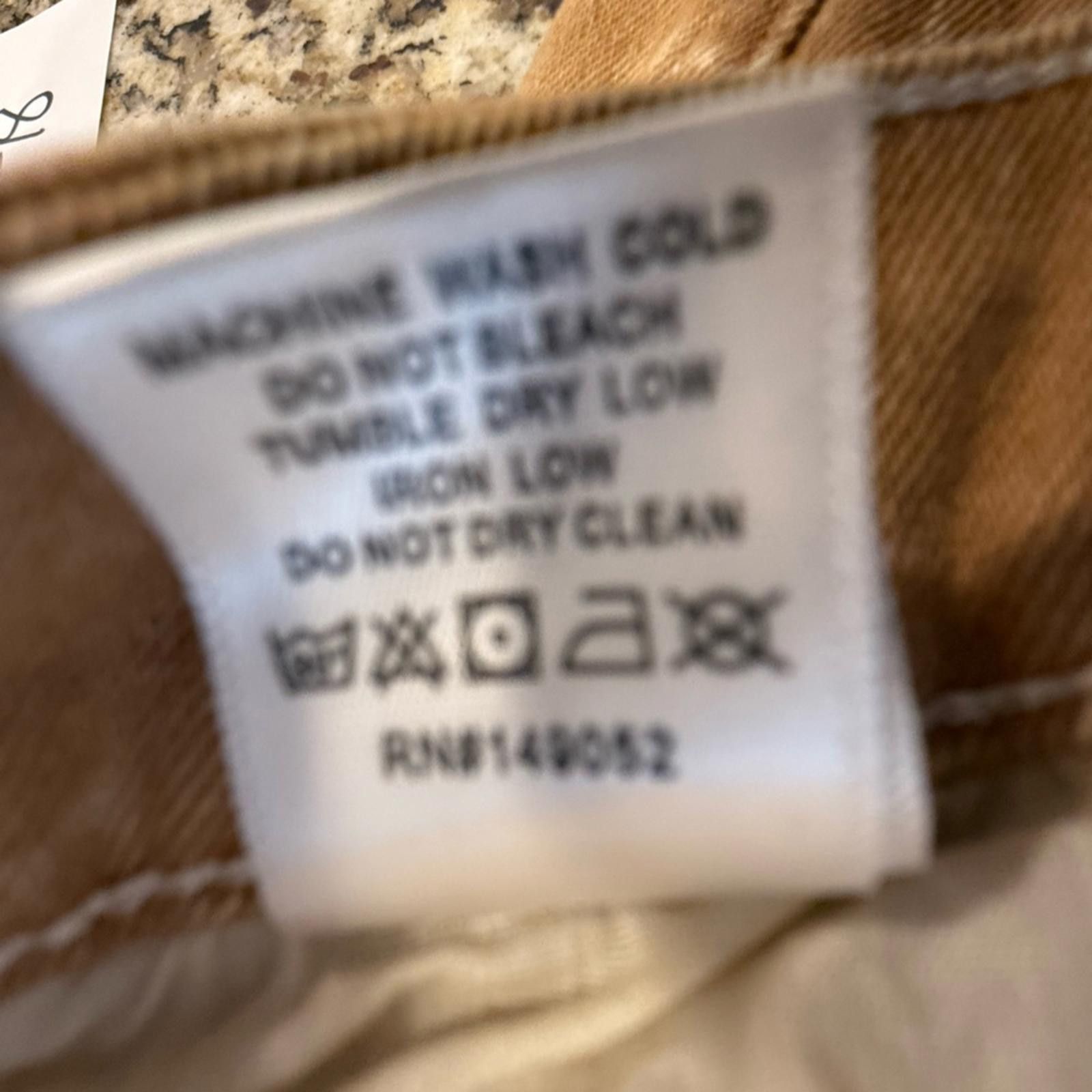 Fashion Nova Fashion Nova khaki tan cargo pants funky streetwear SZ 13 Size 30" / US 8 / IT 44 - 8 Thumbnail