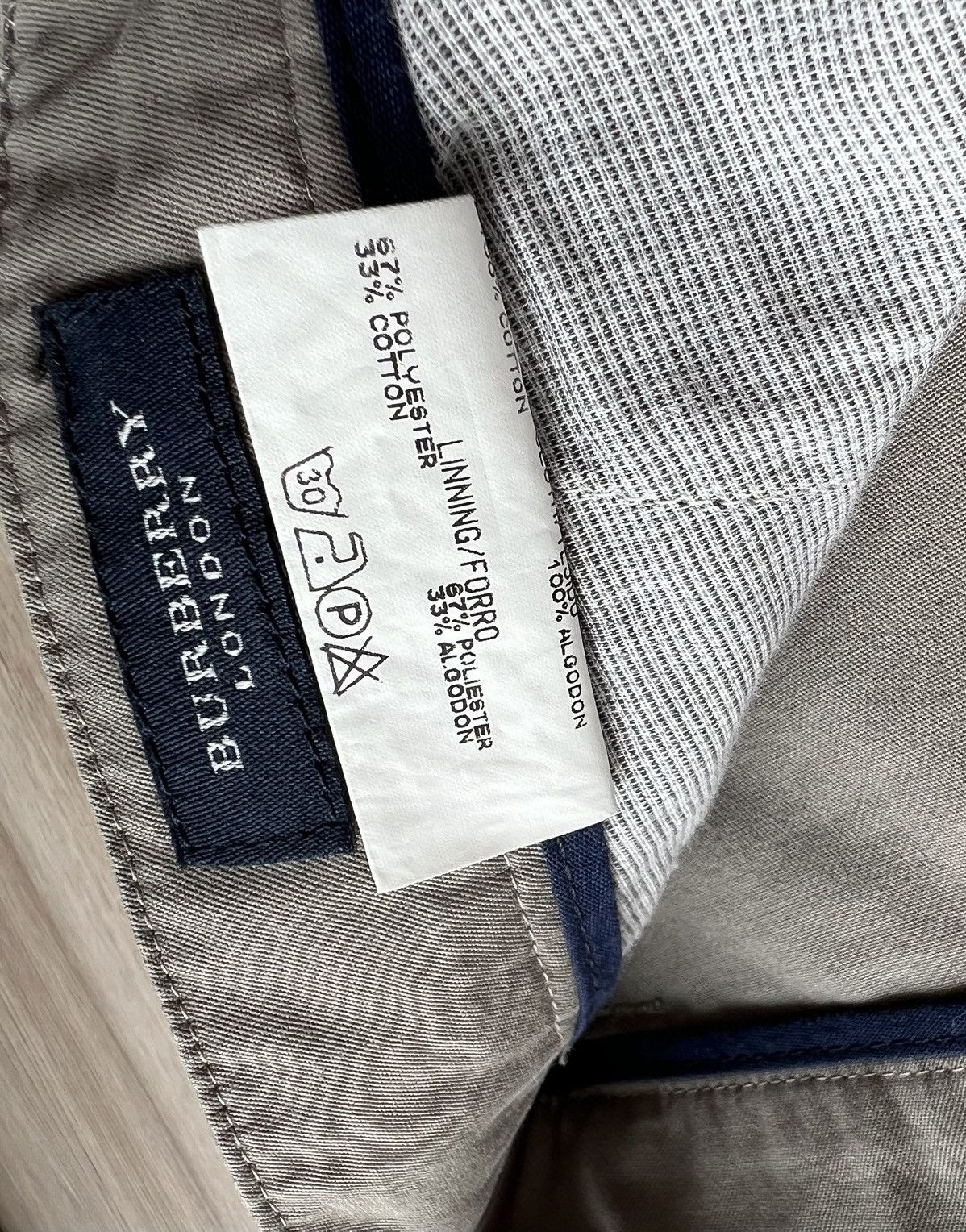 Burberry × Vintage Vintage Burberry London Beige Chino Trousers Classic Pants Size US 32 / EU 48 - 7 Thumbnail