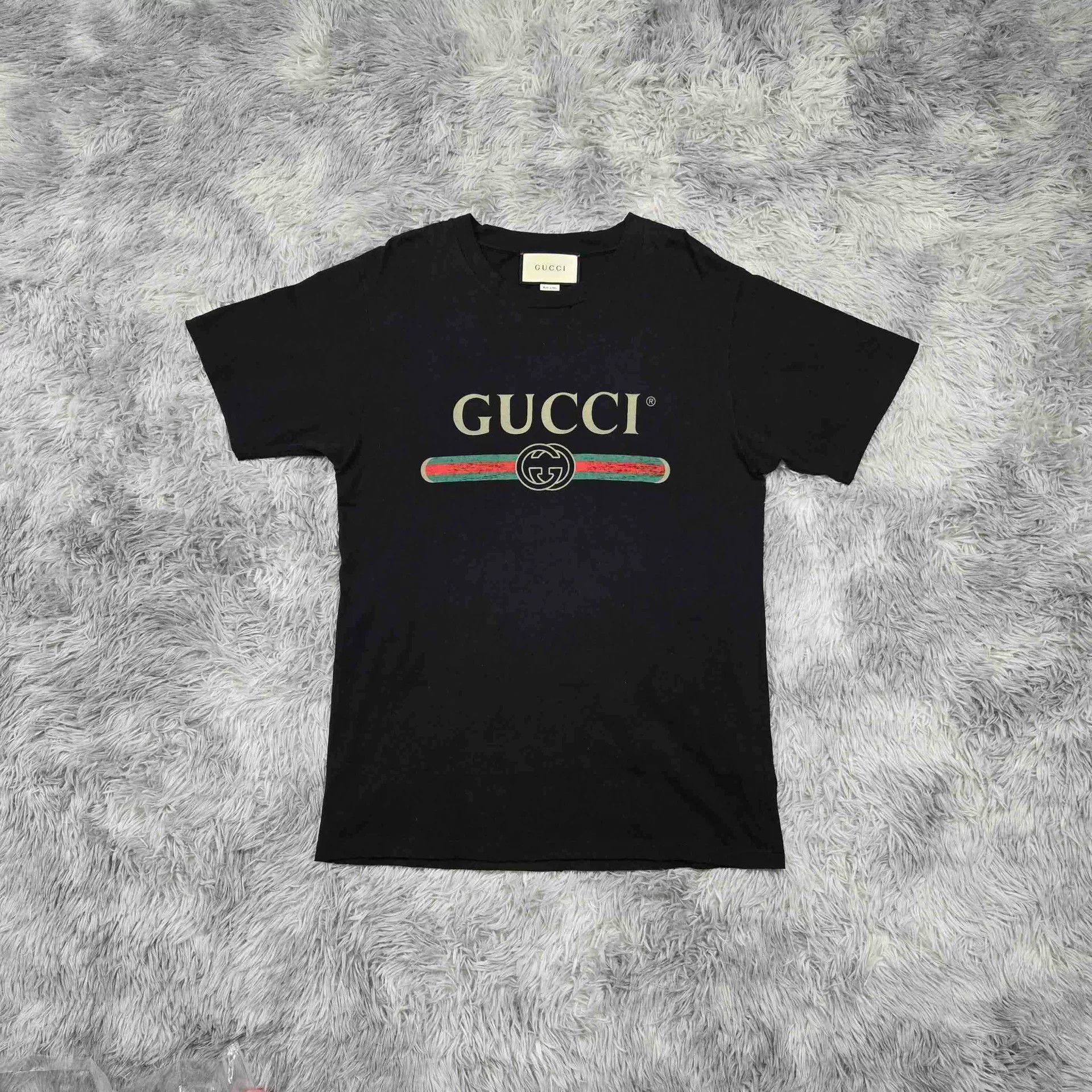 Gucci Gucci T-Shirt Casual Short Sleeve Size US S / EU 44-46 / 1 - 1 Thumbnail