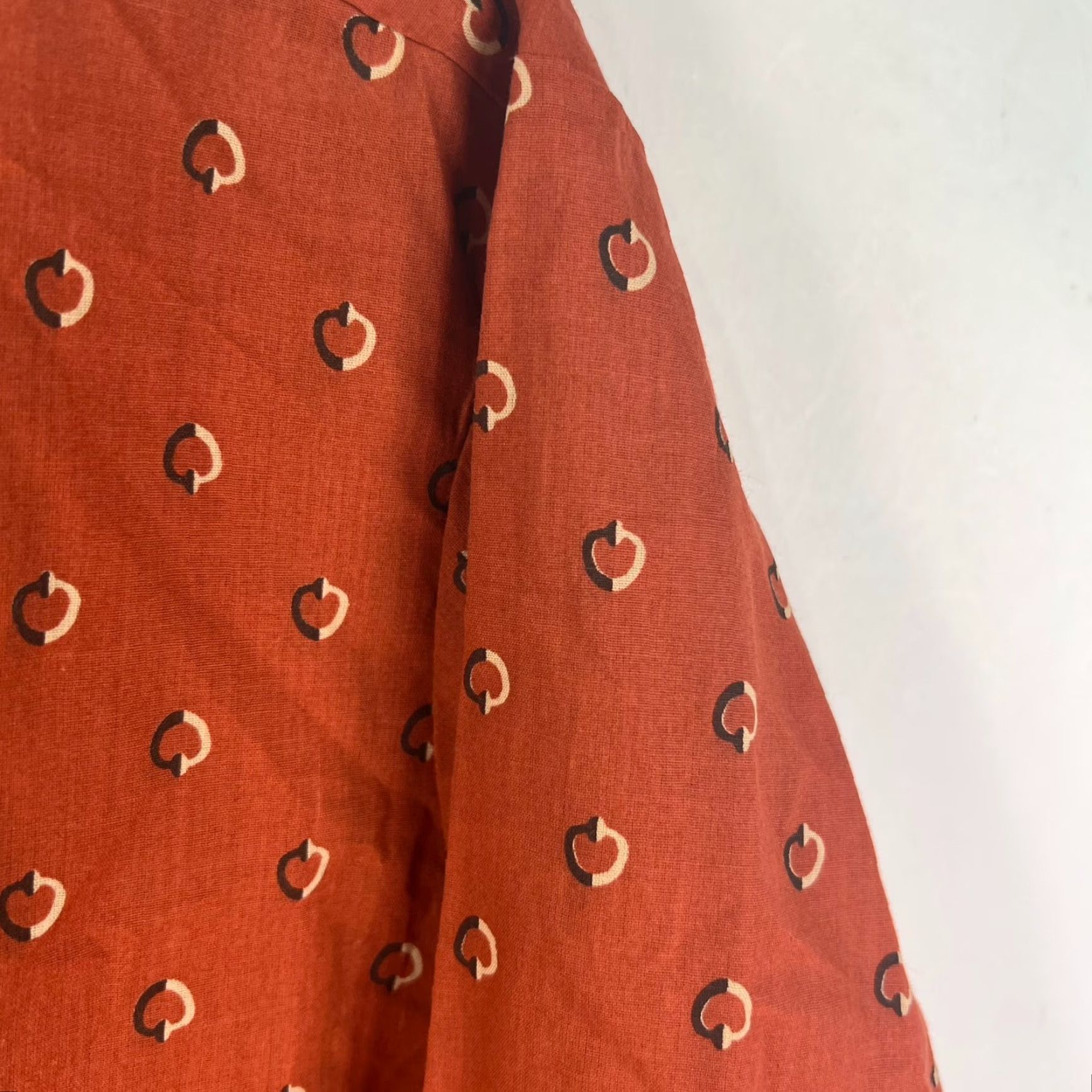 Vintage VINTAGE Intrepid Manhattan Button Up Euro Fit Shirt Mens Size 16.5 L Orange Geometric 90s Theme Mens Shirt Size US L / EU 52-54 / 3 - 3 Thumbnail