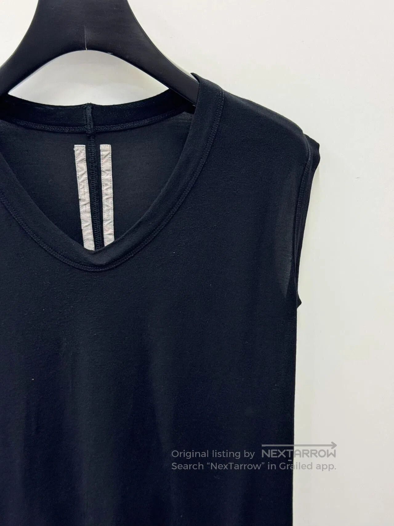 Rick Owens Rick Owens Black V-Neck Sleeveless Top. Size US XS / EU 42 / 0 - 3 Thumbnail