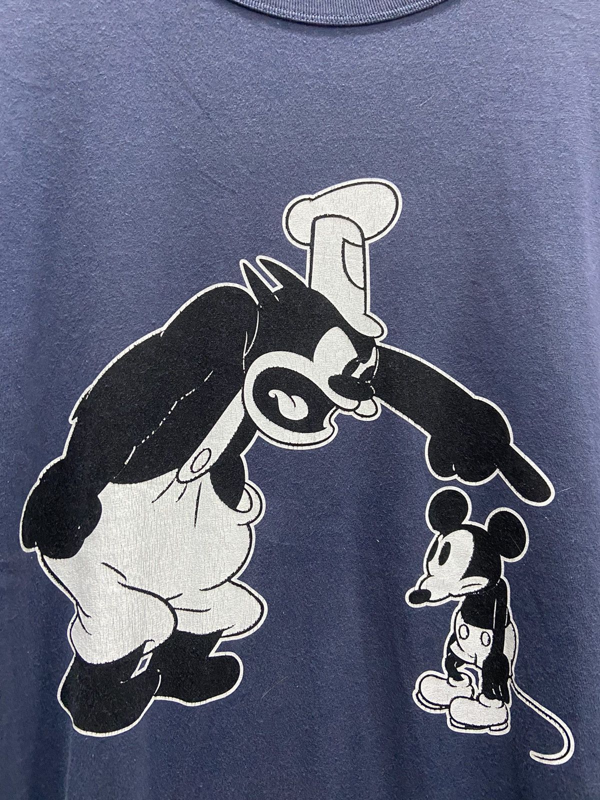 GU PETE AND MICKEY MOUSE X UNIQLO TEE SHIRT Size US L / EU 52-54 / 3 - 3 Thumbnail