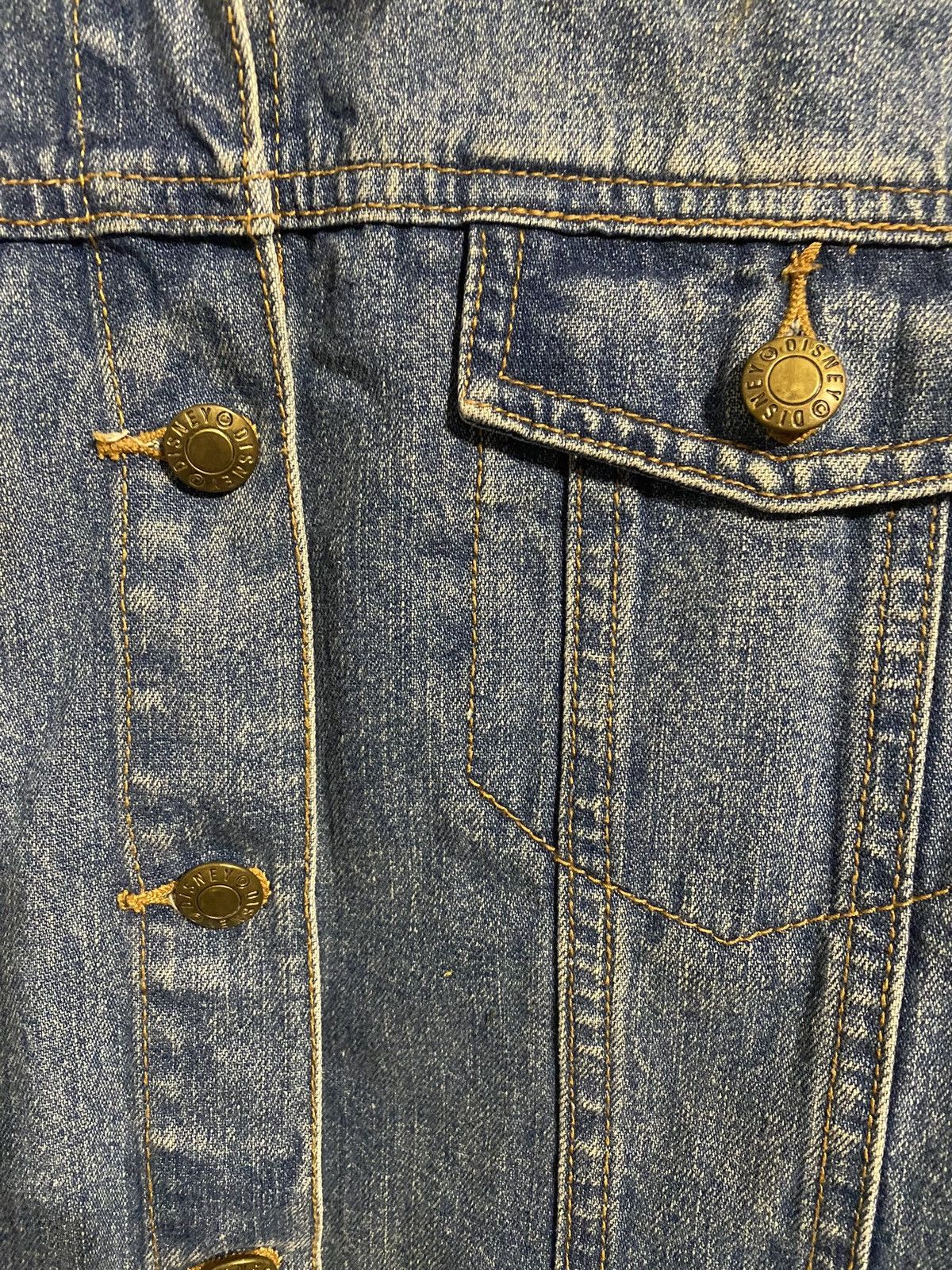 Disney × Vintage Vintage 90’s/Y2K Offical Disney X Tinkerbell denim jacket Size M / US 6-8 / IT 42-44 - 4 Thumbnail