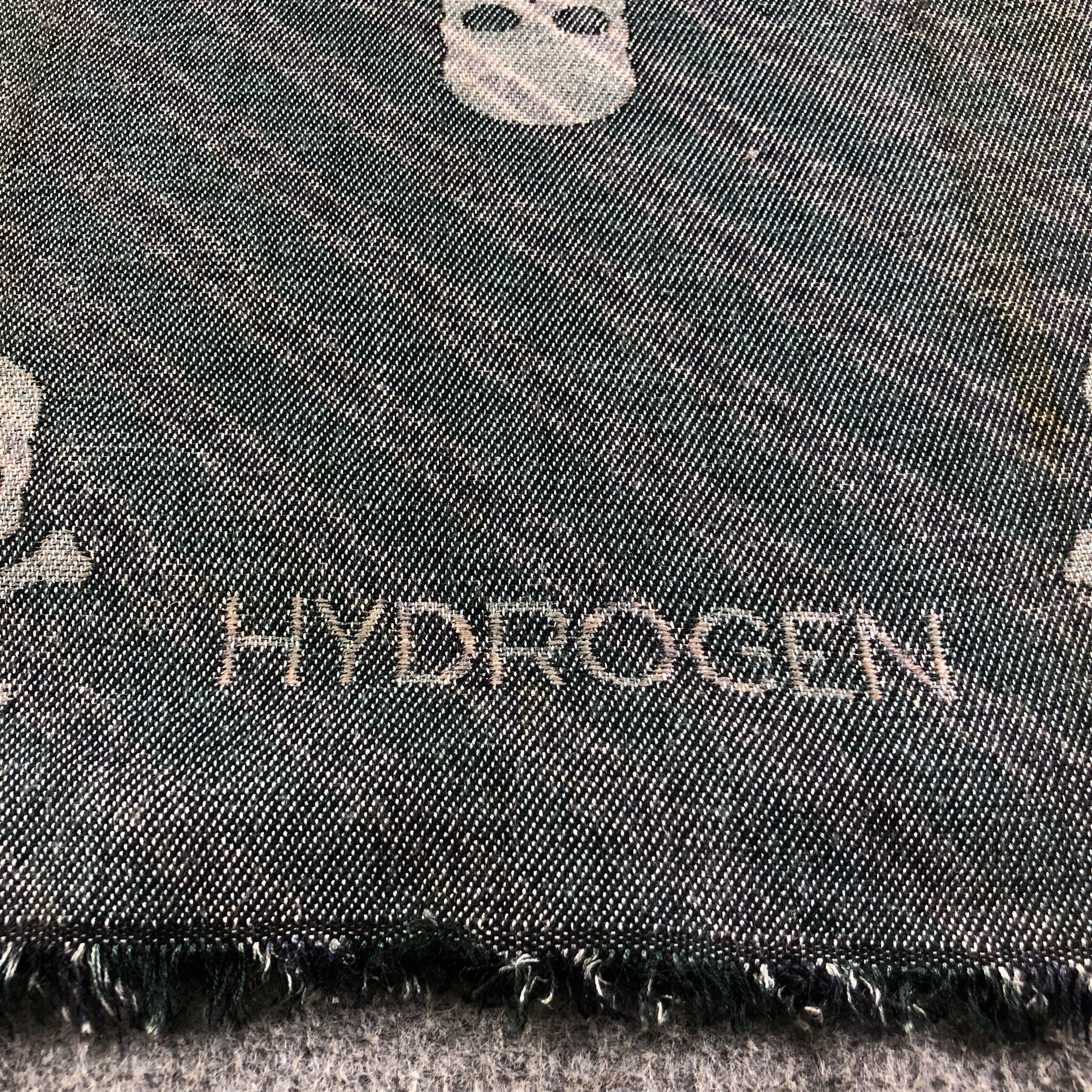 HYDROGEN Hydrogen Italy Skulls Wool Scarf Muffler V1943 Size ONE SIZE - 4 Thumbnail