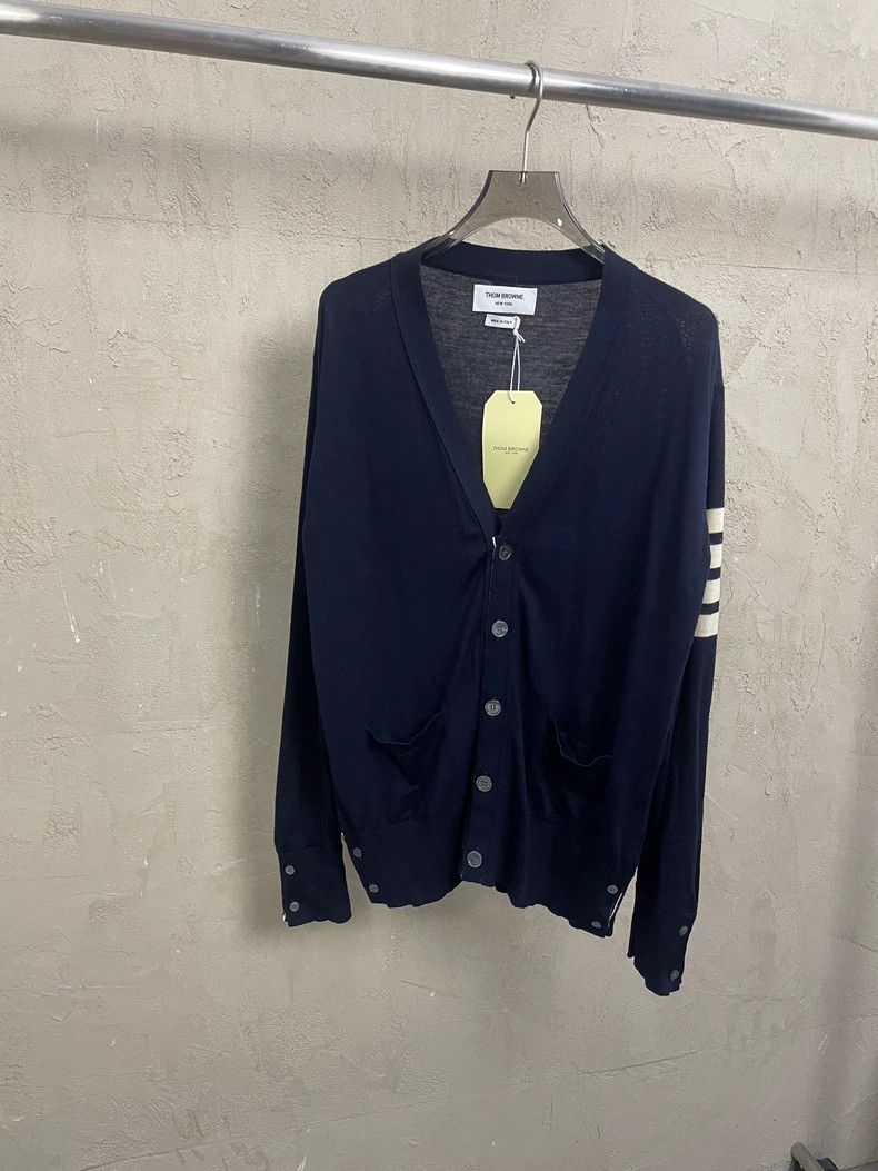 Thom Browne Thom Browne size3 A wool knit cardigan Size US L / EU 52-54 / 3 - 1 Thumbnail
