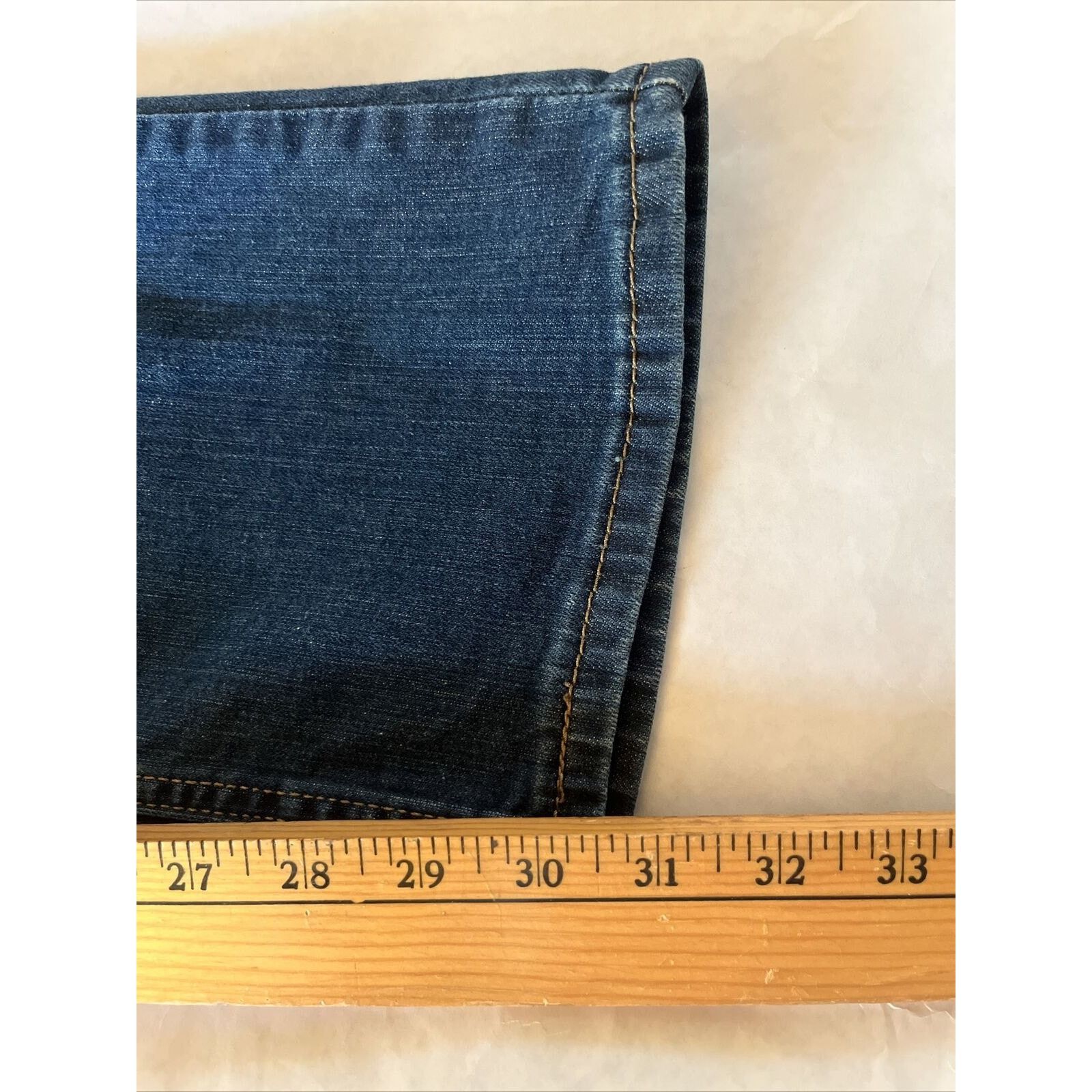 Levi's Levi’s 513 Mens Jeans 32x31 Regular Fit Blue Med Wash Cotton Size US 32 / EU 48 - 6 Thumbnail