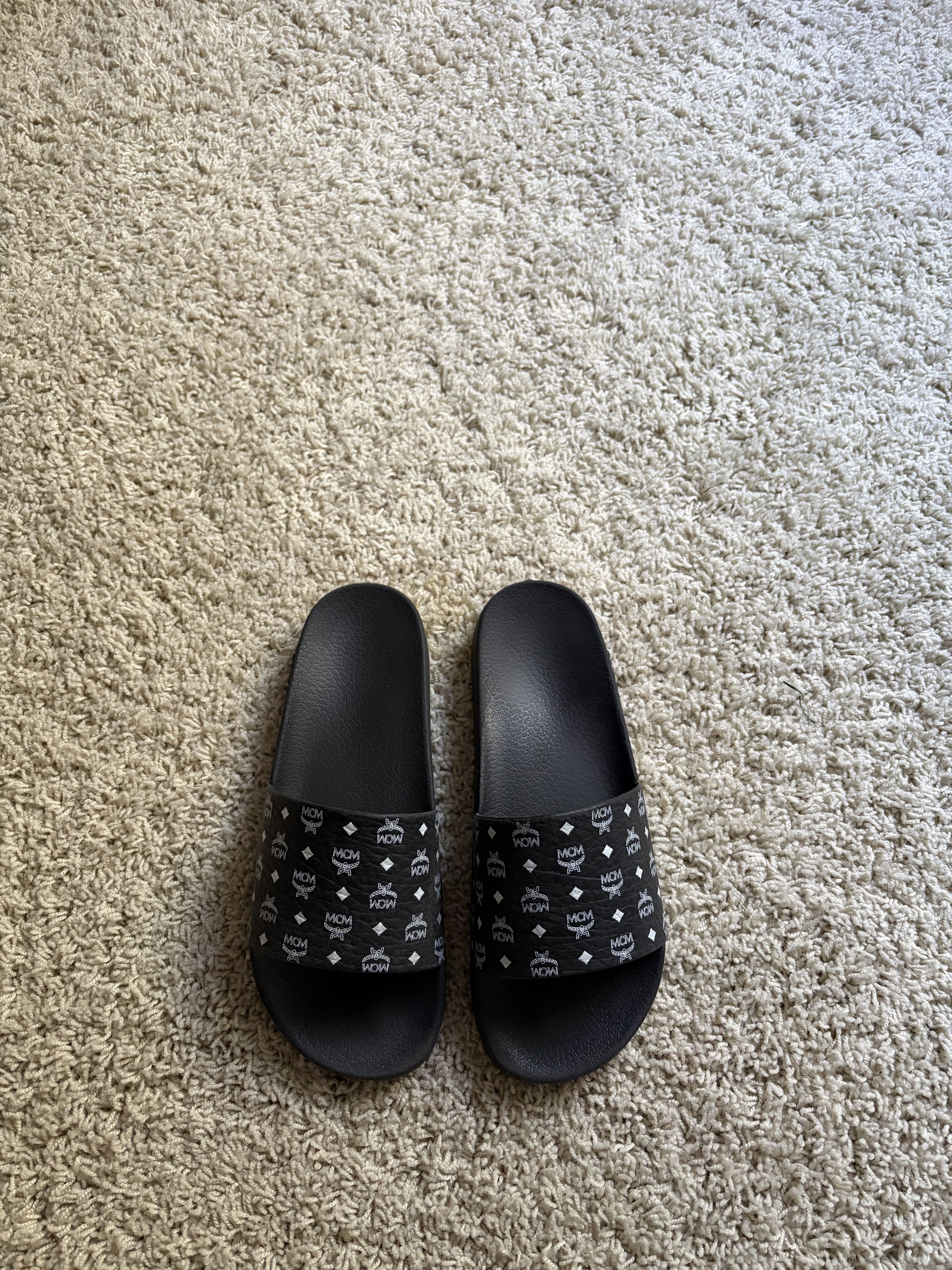 MCM MCM Slides Size US 9.5 / EU 42-43 - 2 Thumbnail