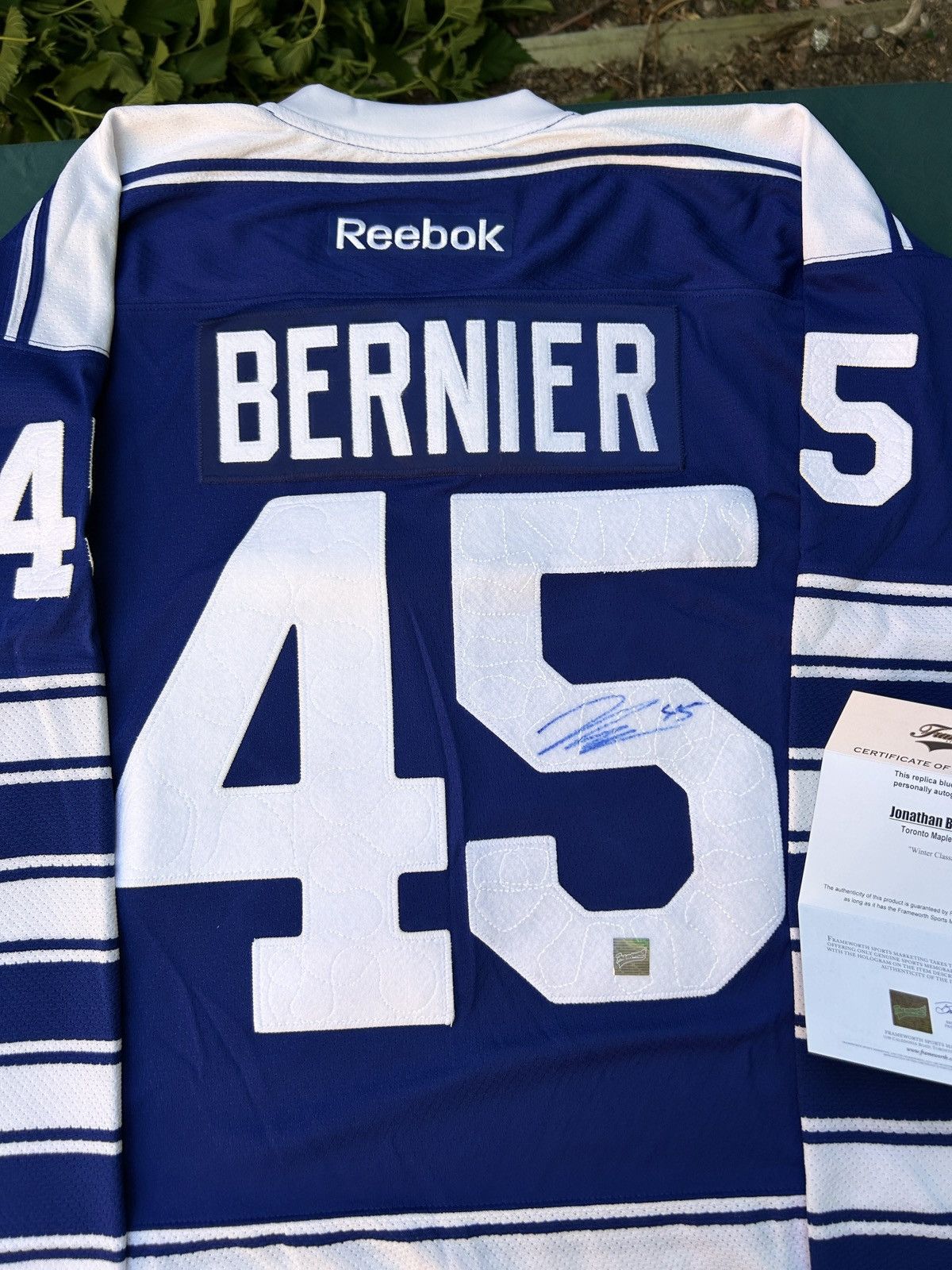 NHL Jonathan Bernier Signed NHL Maple Leafs Hockey Jersey Size US XL / EU 56 / 4 - 5 Thumbnail