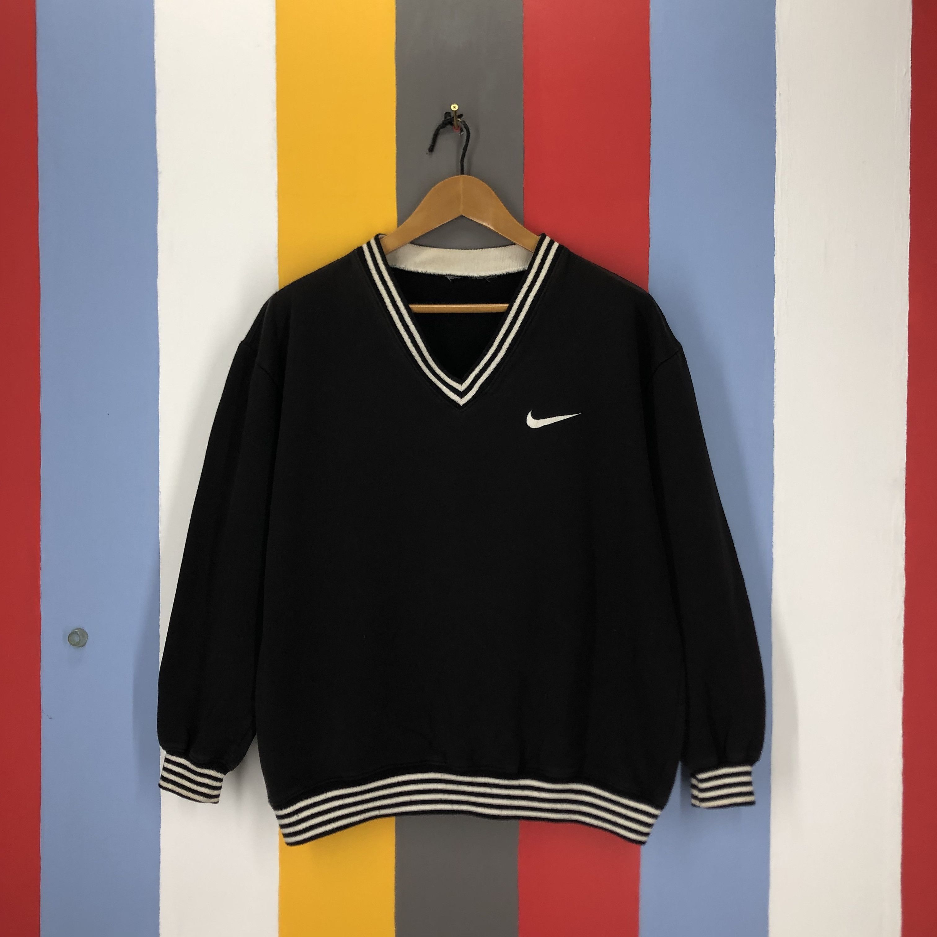 Nike Vintage NIKE V Neck Striped Sweatshirt #1635/03 Size US L / EU 52-54 / 3 - 1 Thumbnail